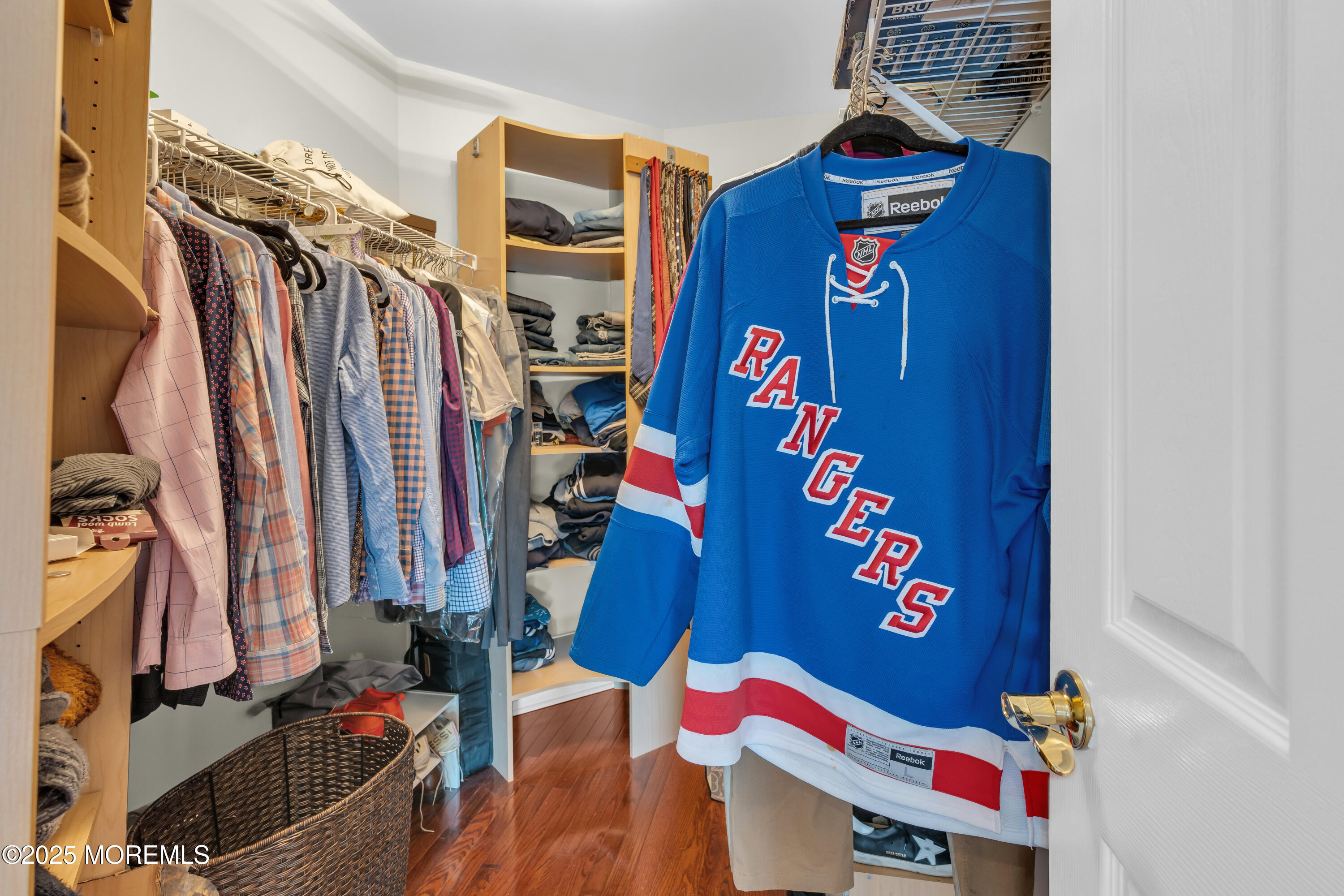 8 Hedgerow Lane, Manalapan, New Jersey image 37
