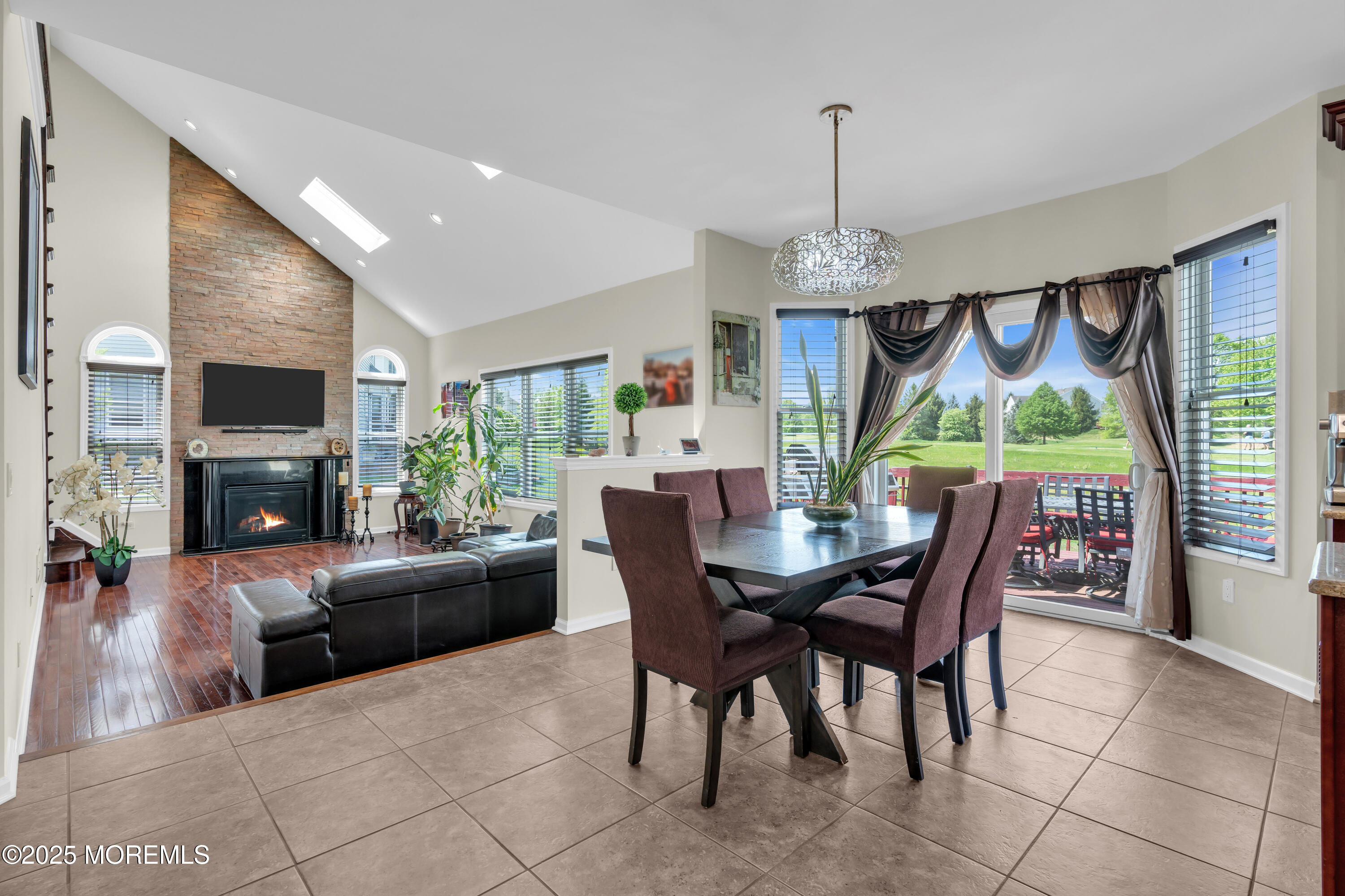 8 Hedgerow Lane, Manalapan, New Jersey image 25
