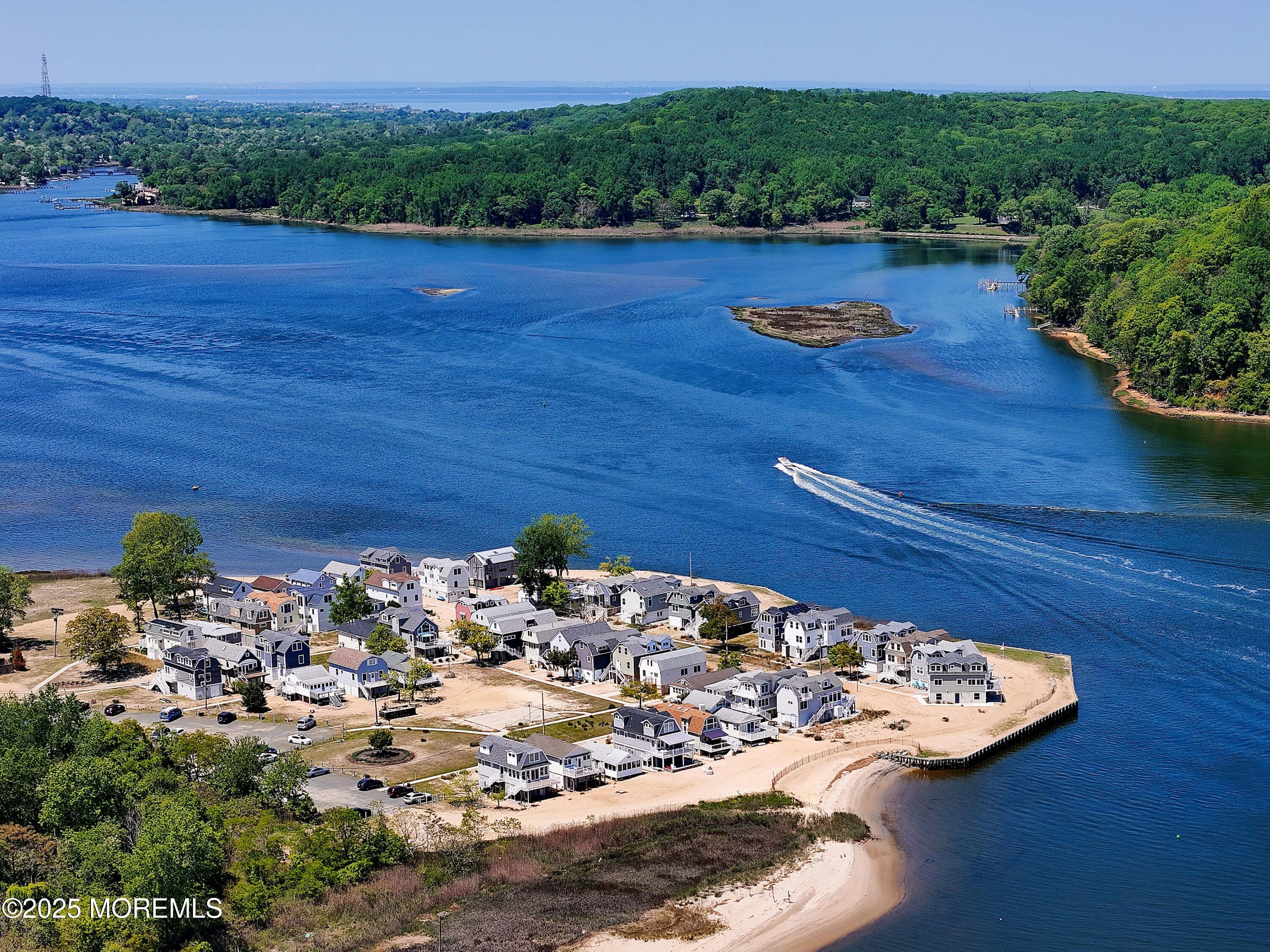 142 Black Point Road #G1, Rumson, New Jersey image 19