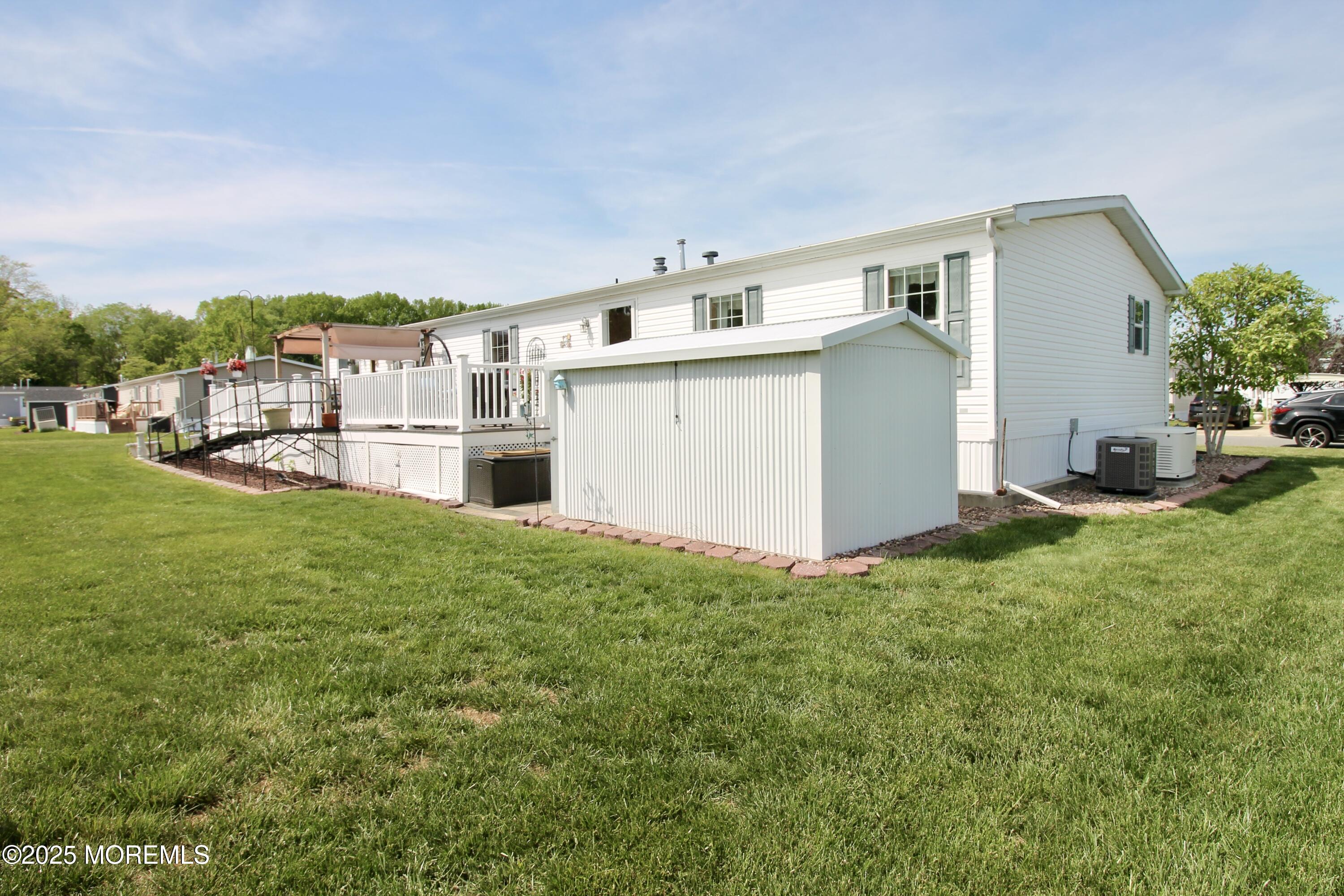 397 Finch Way, Freehold, New Jersey image 39