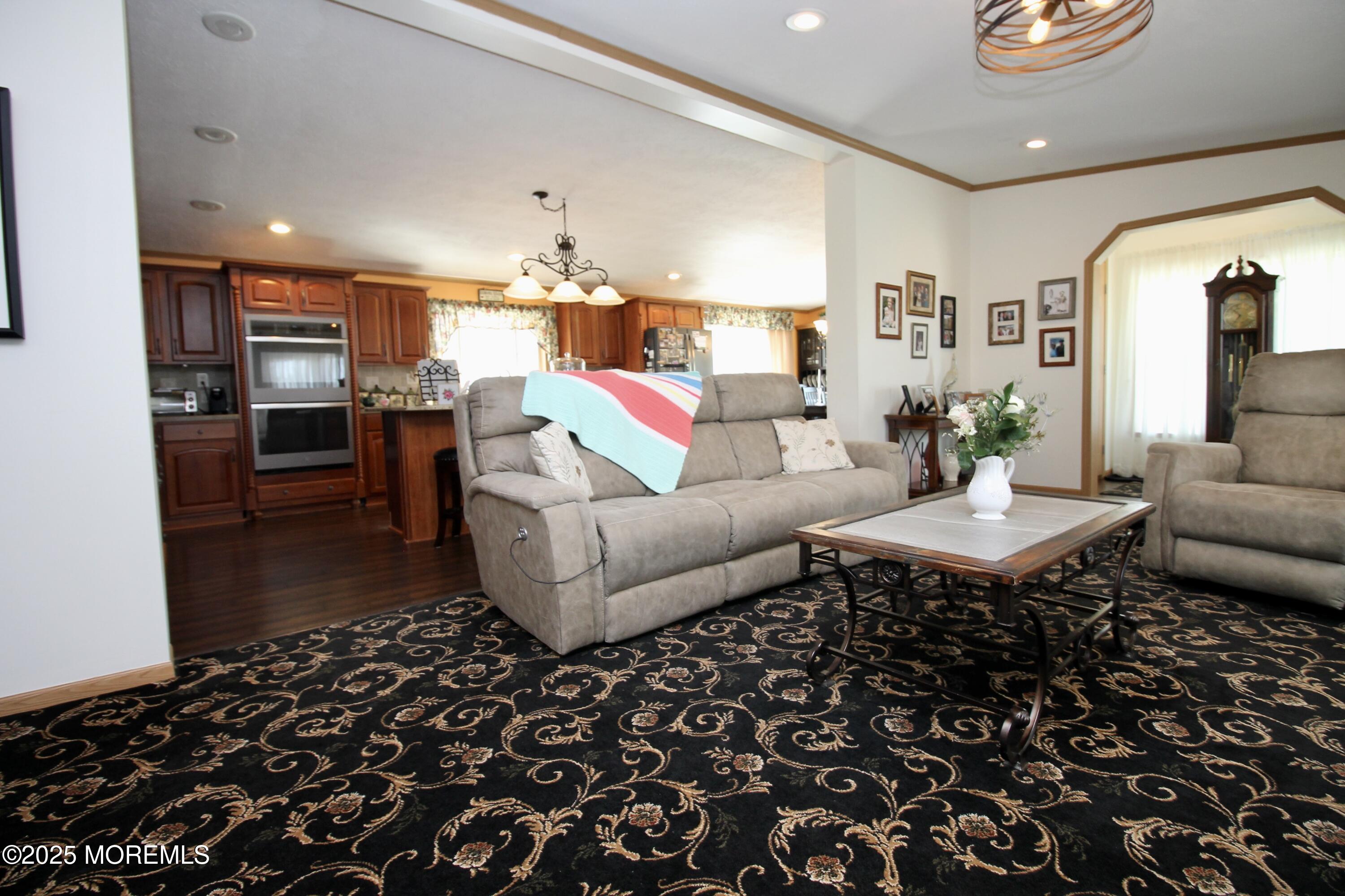 397 Finch Way, Freehold, New Jersey image 11