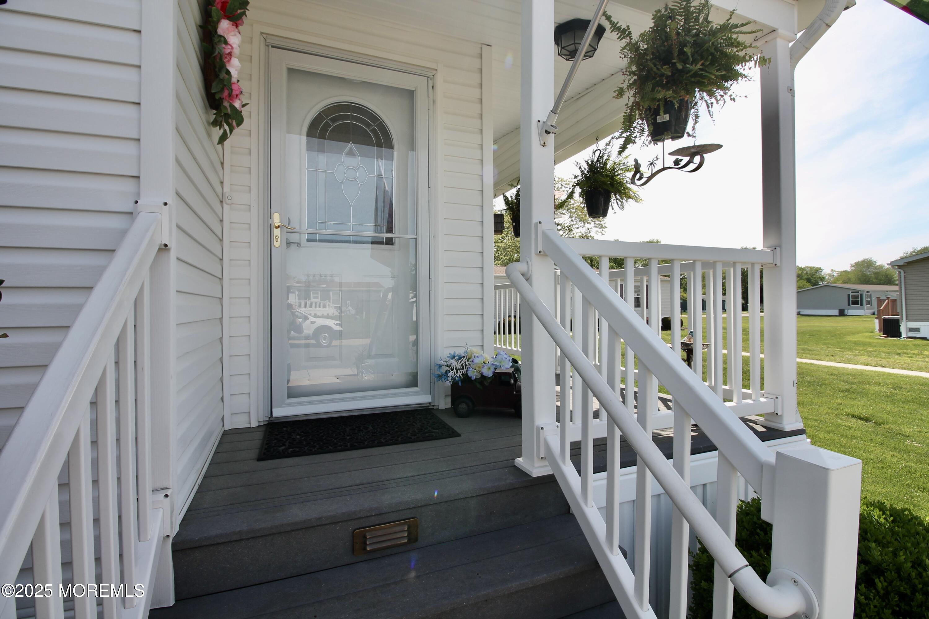 397 Finch Way, Freehold, New Jersey image 5