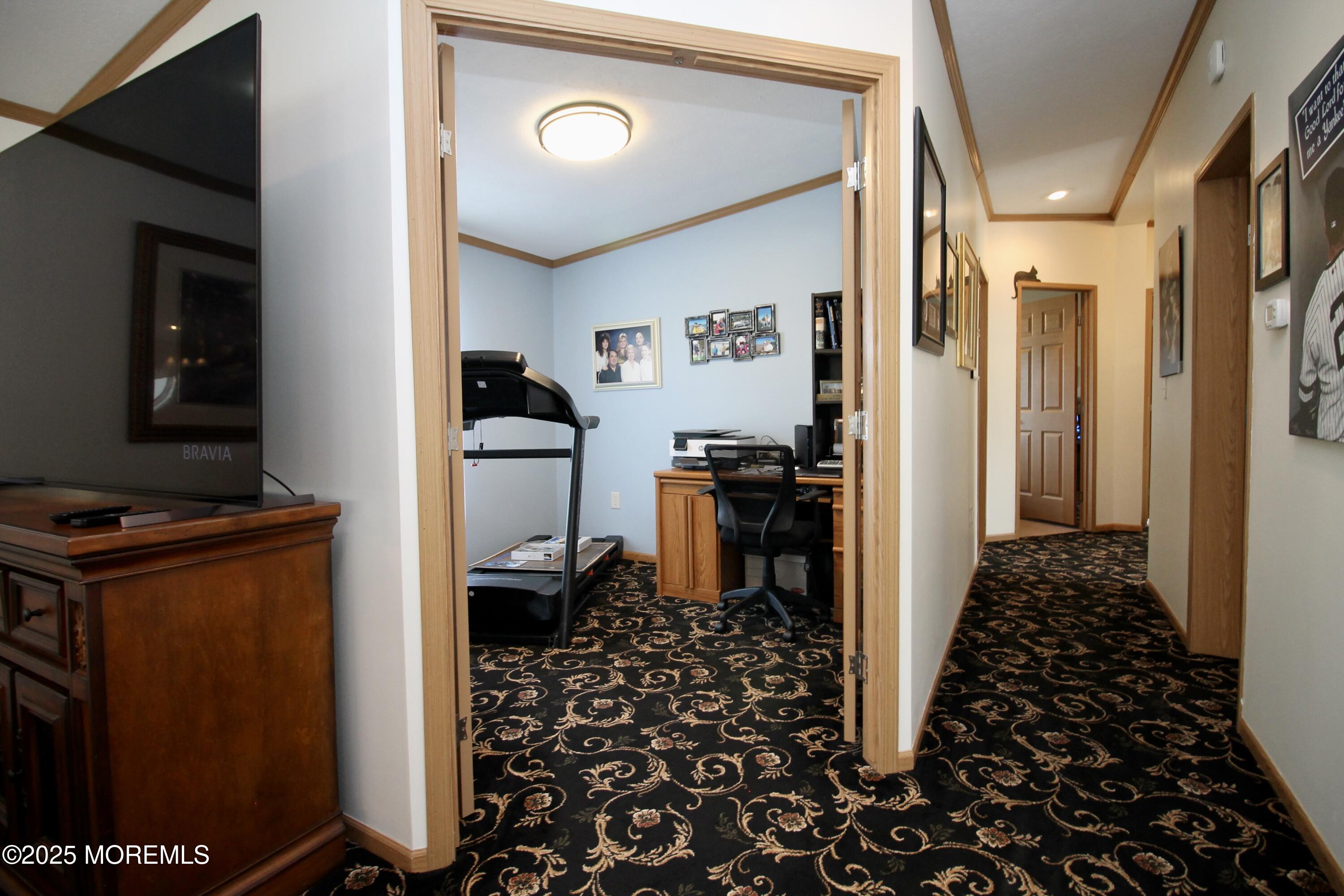 397 Finch Way, Freehold, New Jersey image 24