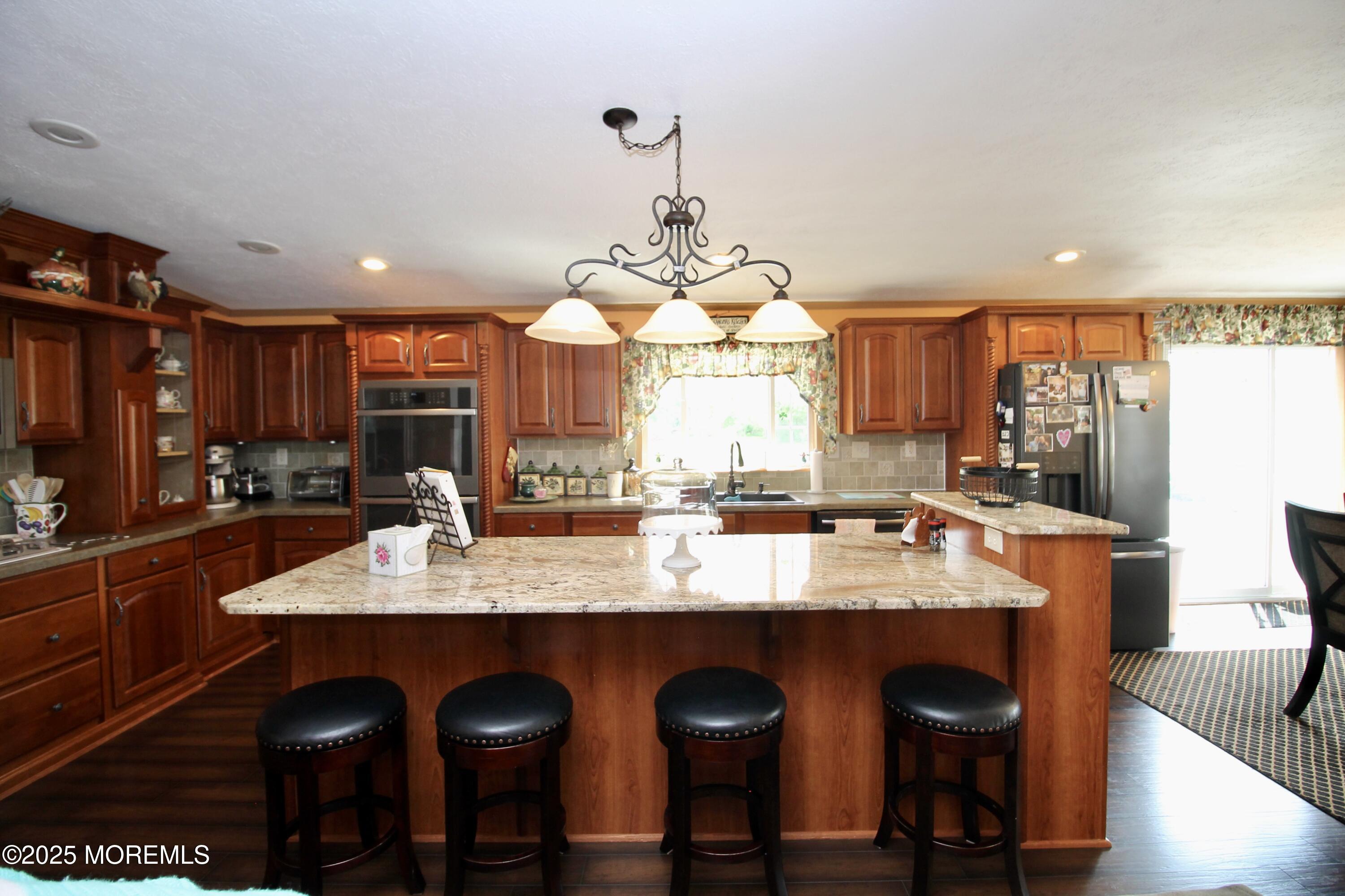 397 Finch Way, Freehold, New Jersey image 12
