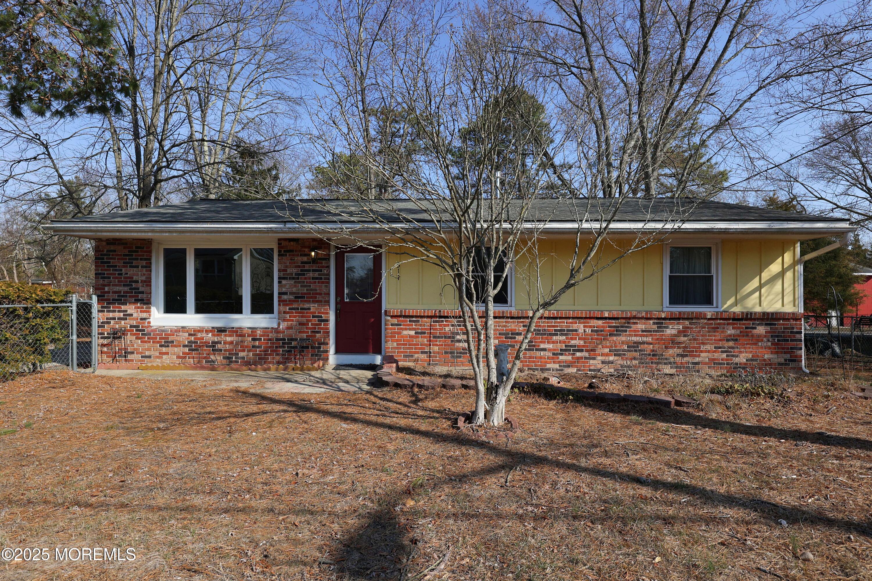 311 Mohawk Trail, Browns Mills, New Jersey image 1
