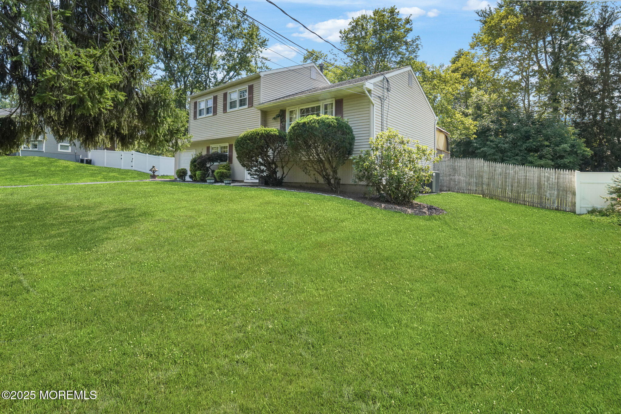 23 Lexington Drive