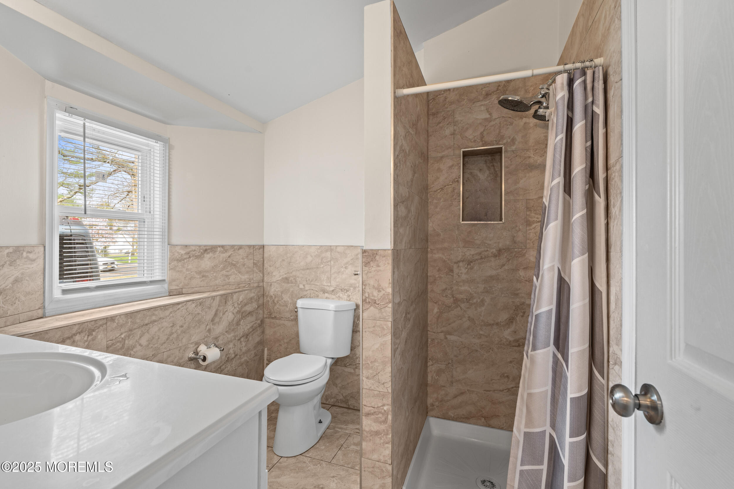 174 Whalepond Road, Oakhurst, New Jersey image 15