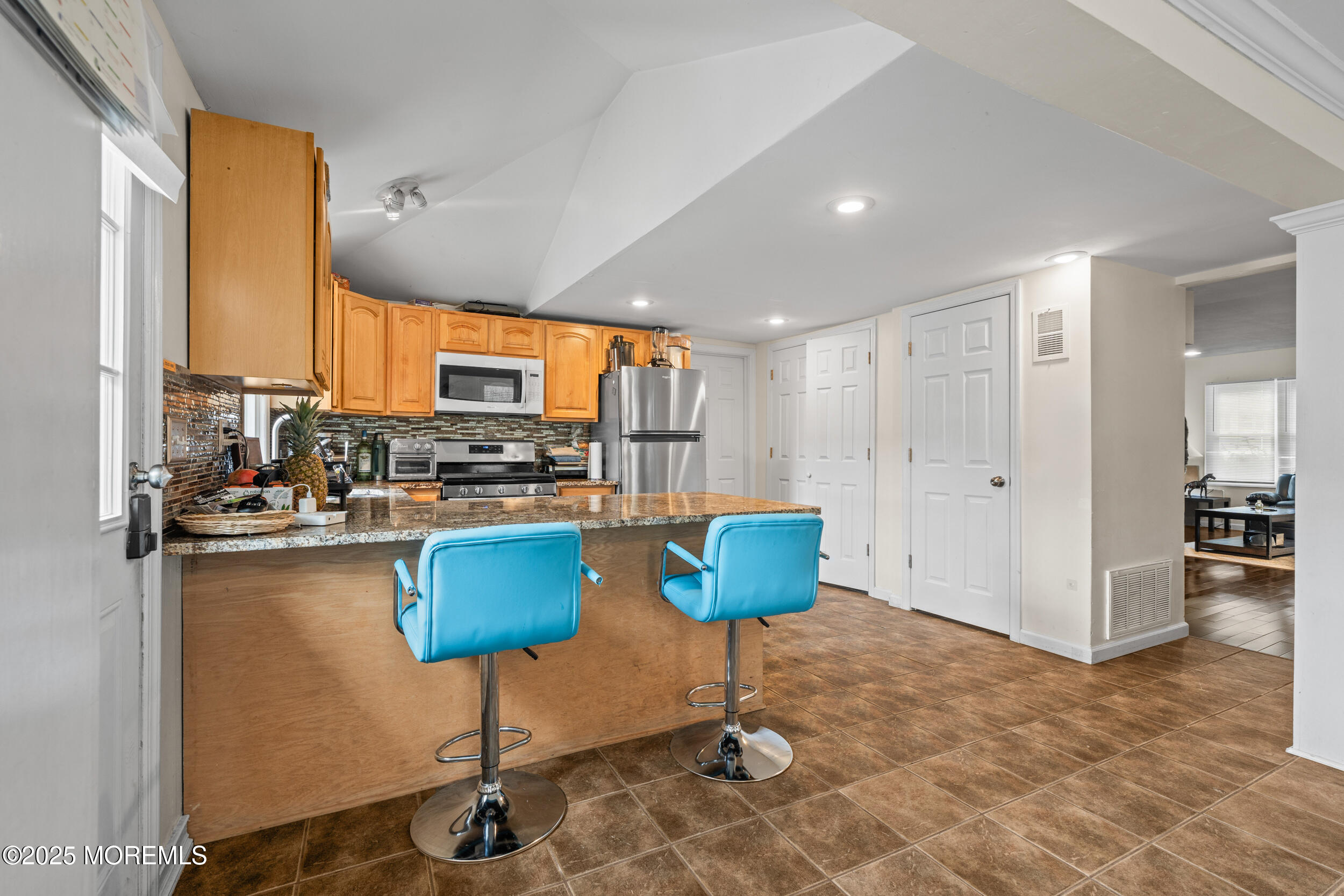 174 Whalepond Road, Oakhurst, New Jersey image 6