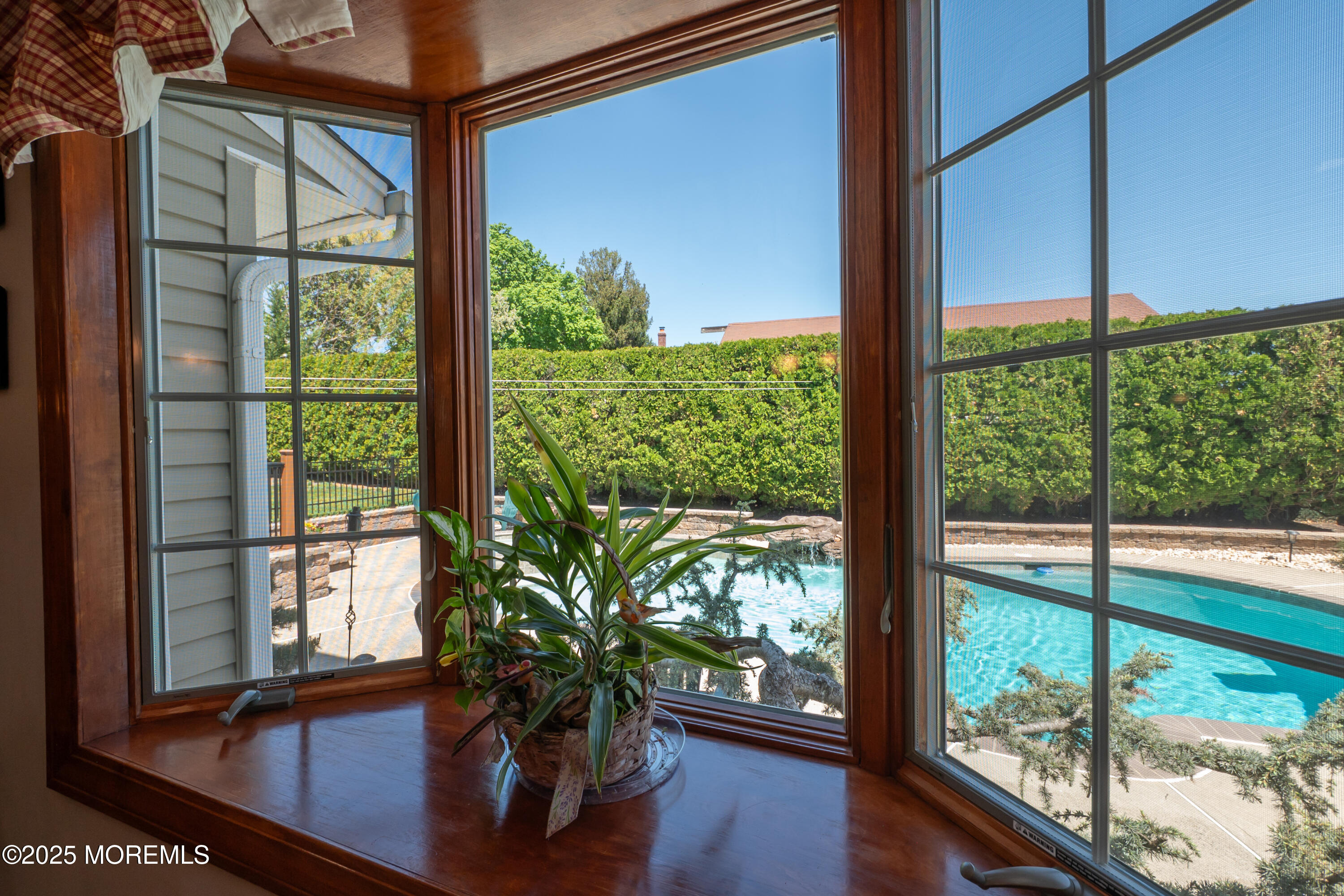 10 Weller Court, Milltown, New Jersey image 7