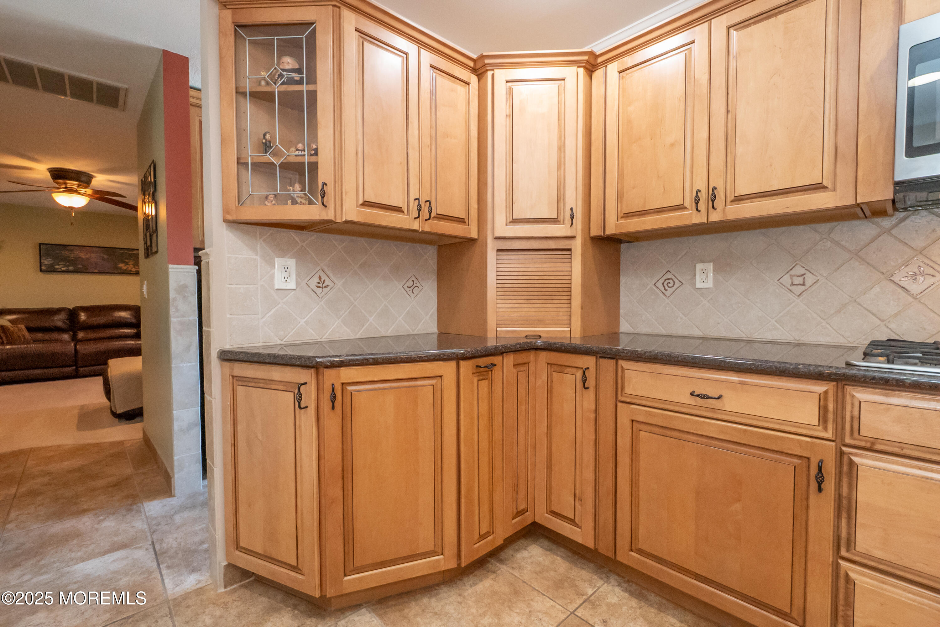 10 Weller Court, Milltown, New Jersey image 10