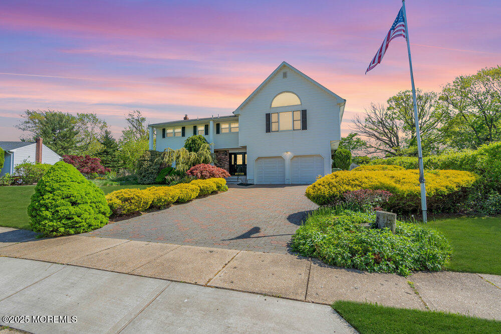 27 Rota Drive, Sayreville, New Jersey image 1