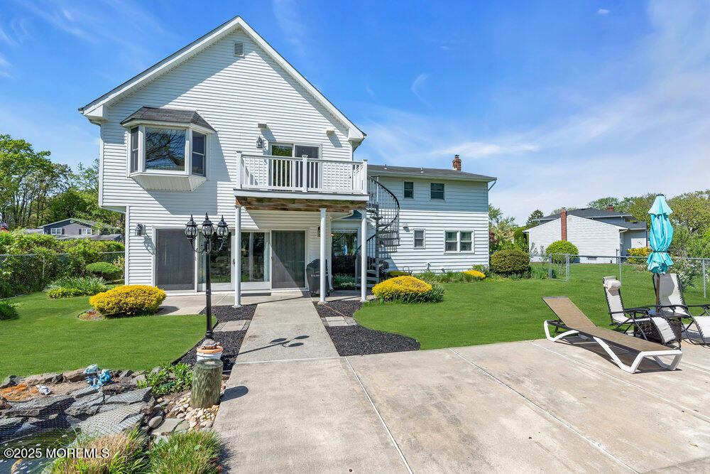 27 Rota Drive, Sayreville, New Jersey image 2