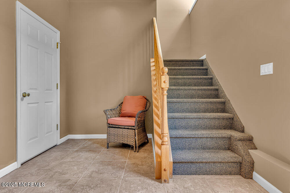 27 Rota Drive, Sayreville, New Jersey image 7