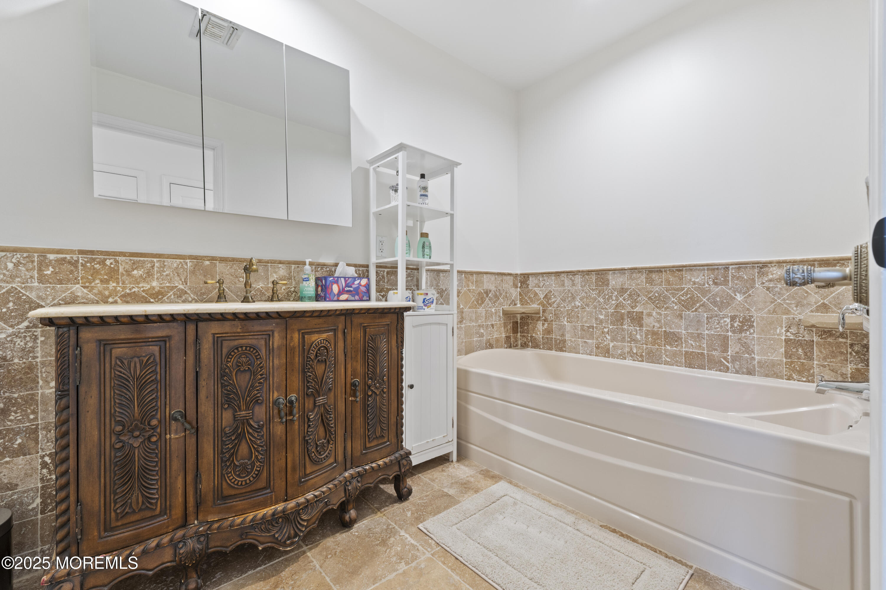27 Rota Drive, Sayreville, New Jersey image 38