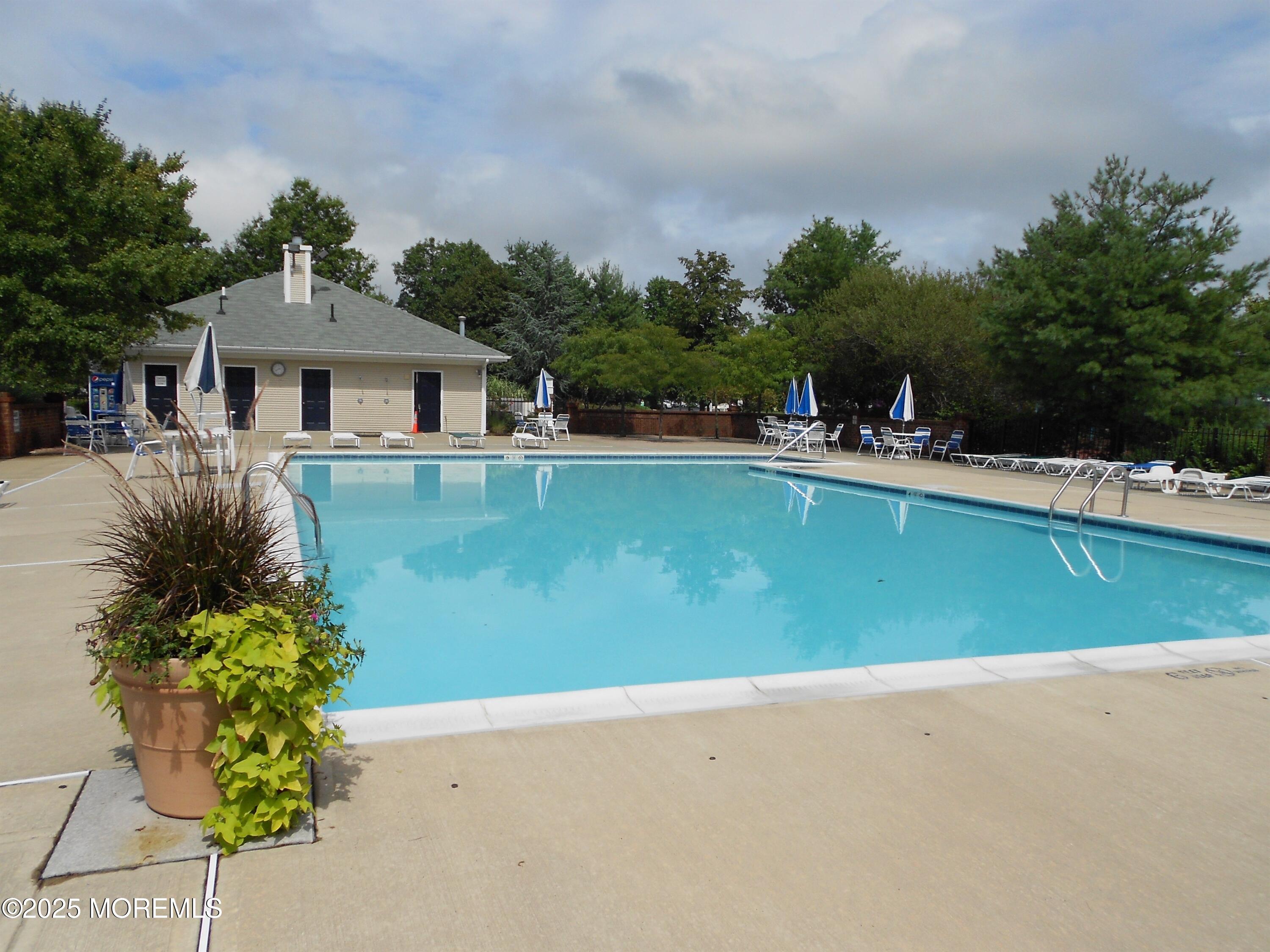 39 Players Circle, Tinton Falls, South Dakota image 37