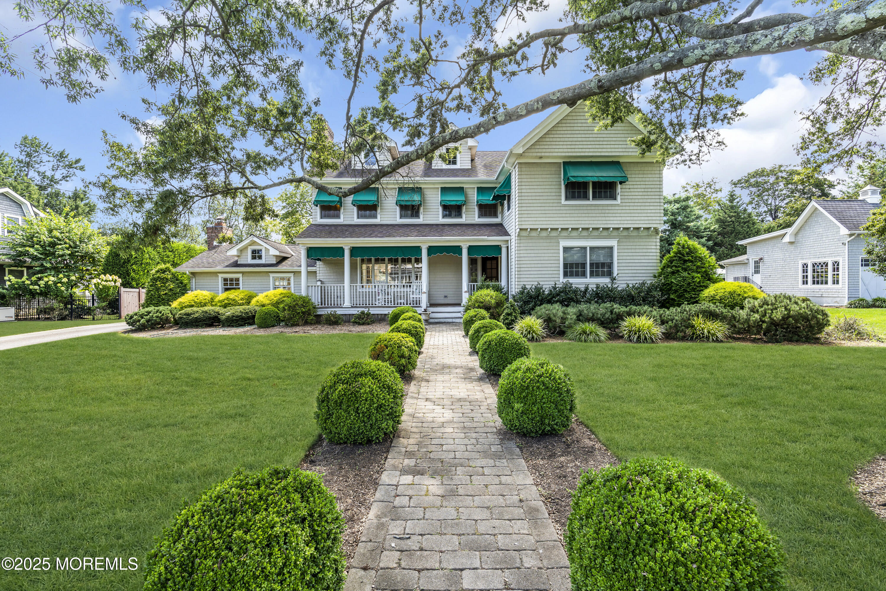 22 Wardell Avenue