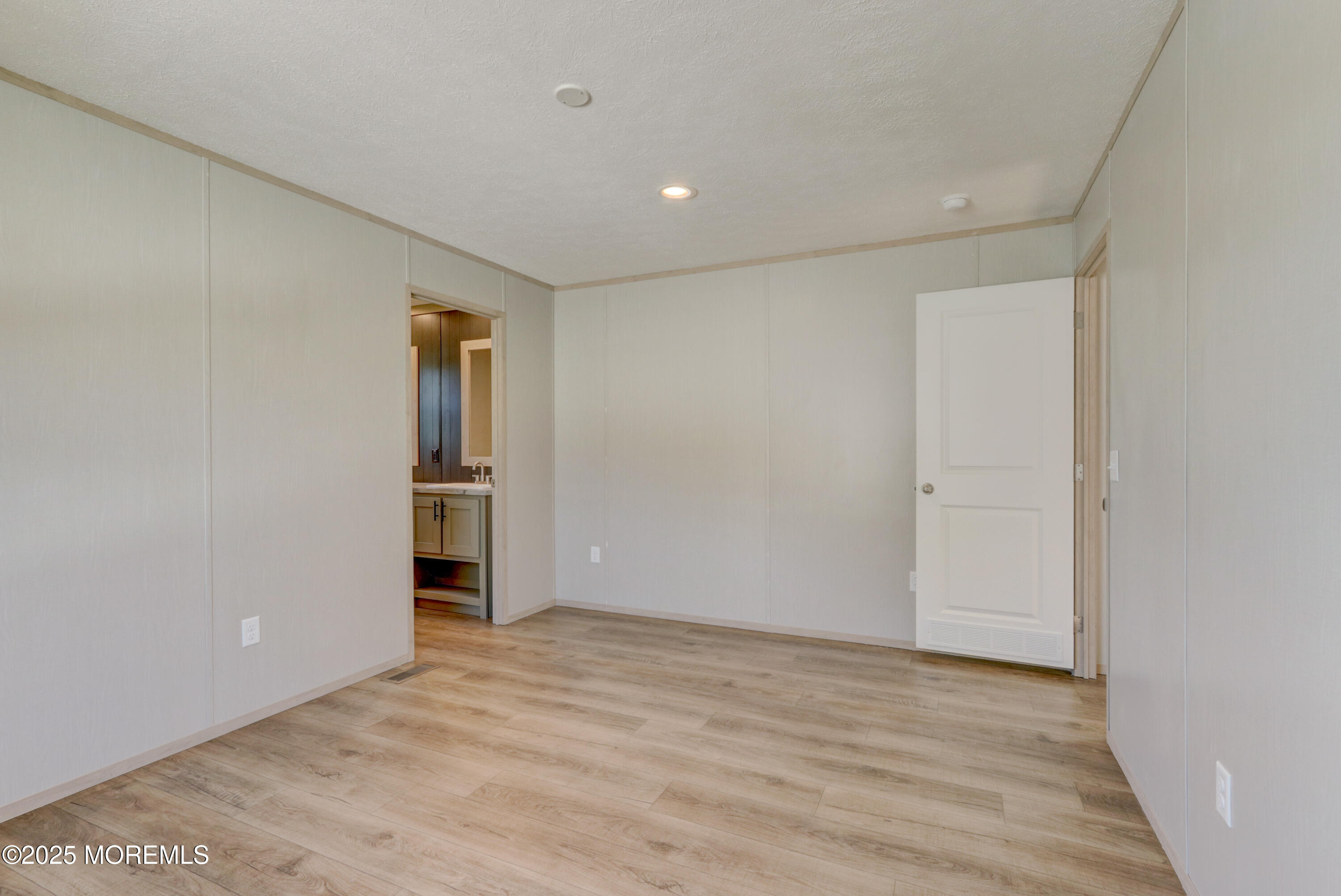 739 Woodside Drive, Mullica Hill, New Jersey image 28