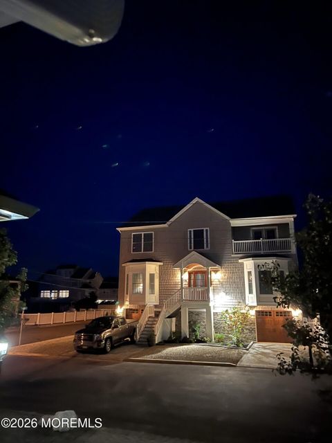 Homes For Sale - 354 Naples Court<br/> Lavallette, NJ 08735