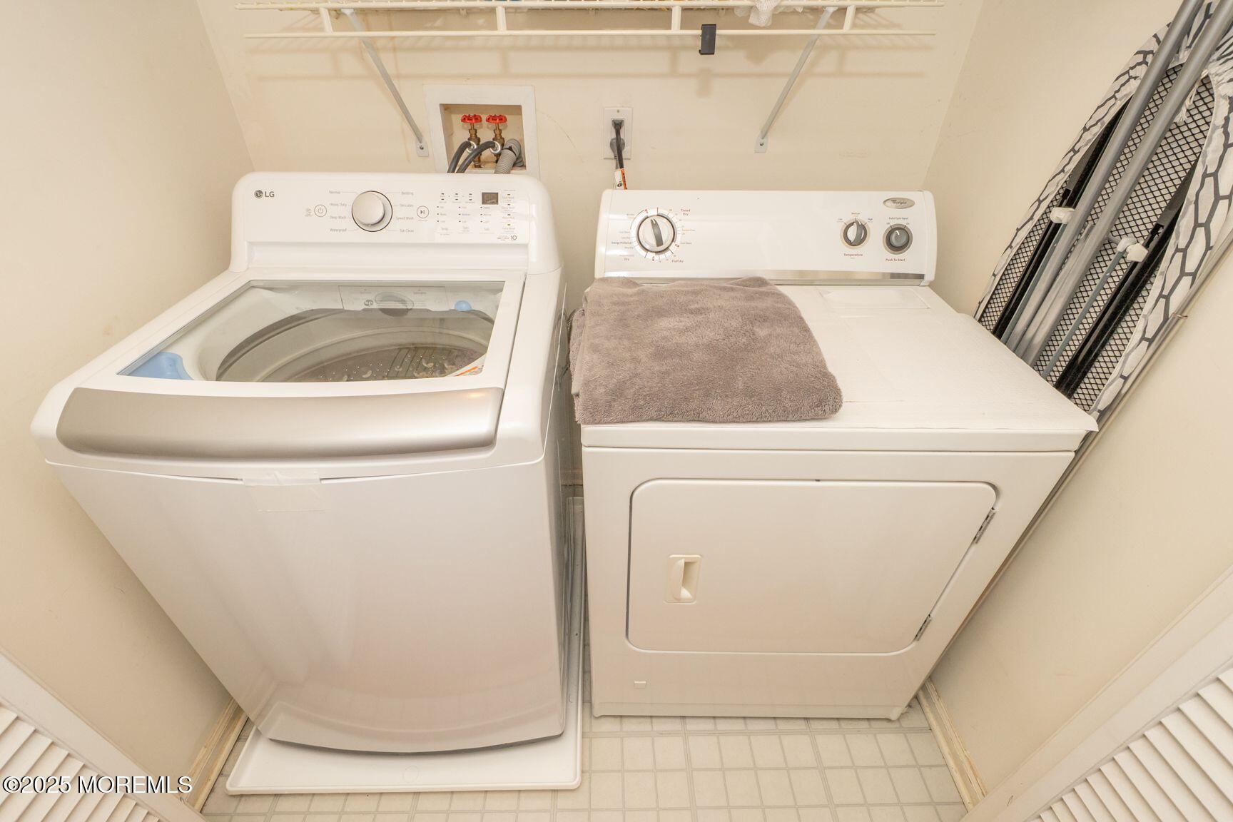 407 Schley Avenue, Toms River, New Jersey image 21