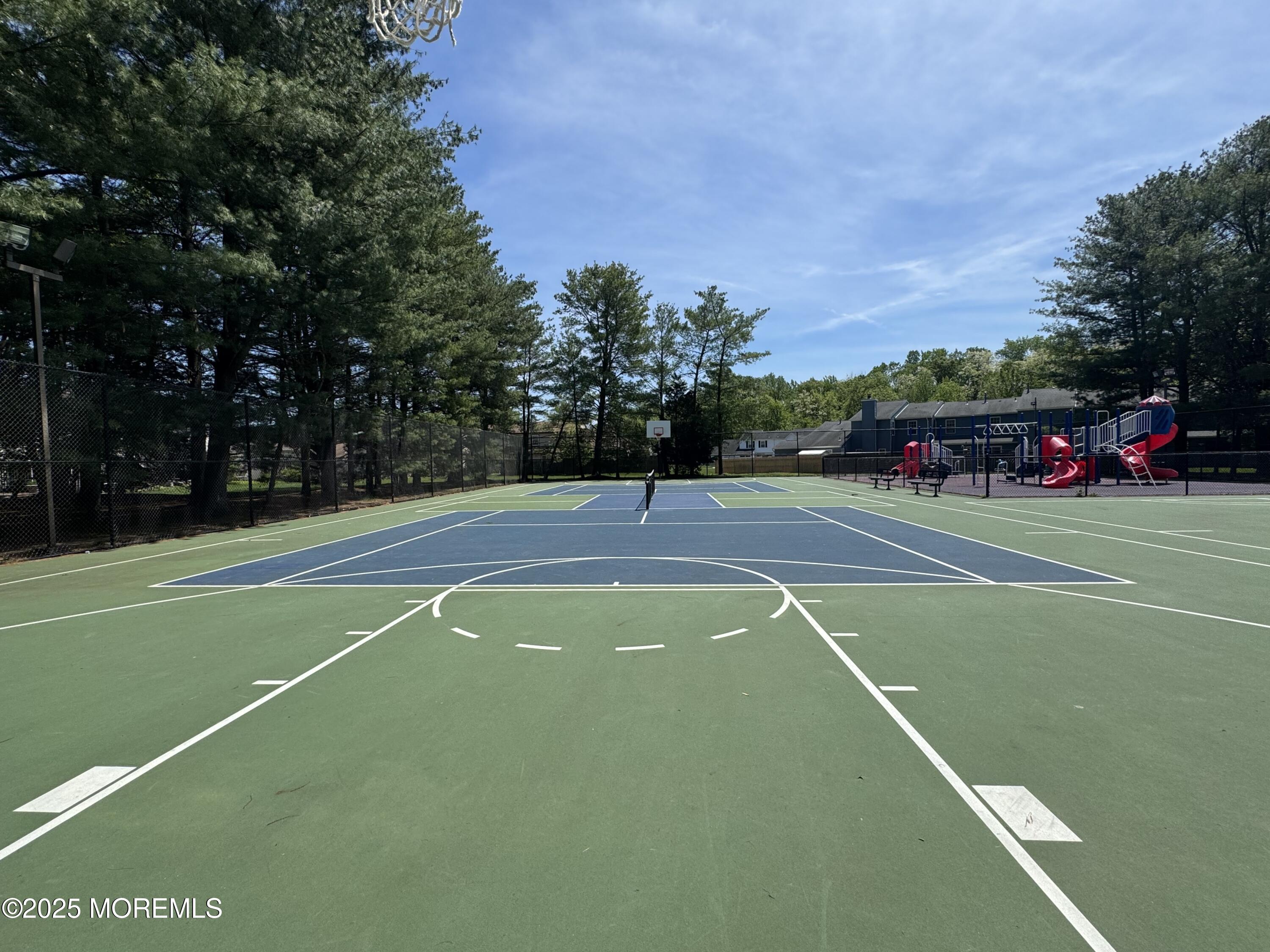 8 Admirals Row, Freehold, New Jersey image 28