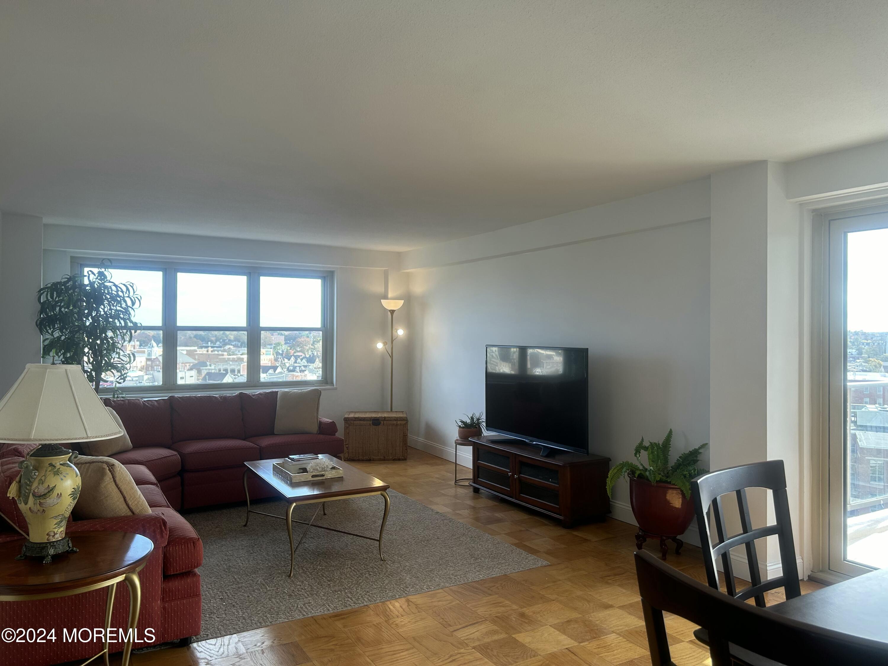 28 Riverside Avenue #10G, Red Bank, New Jersey image 2