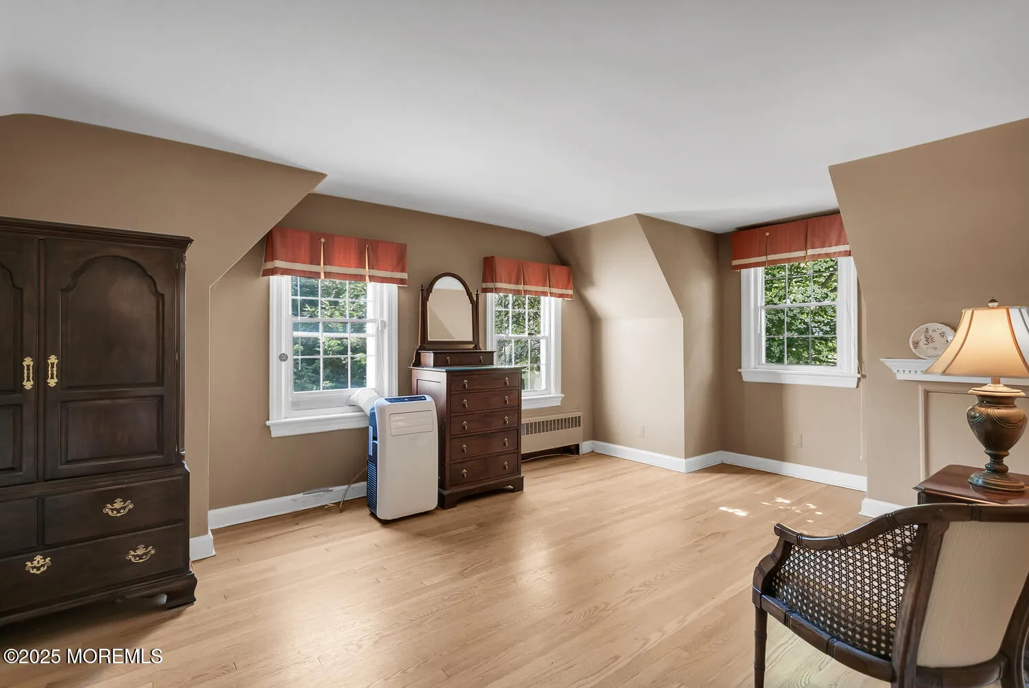 Rumson, New Jersey 07760, United States, 4 Bedrooms Bedrooms, ,2 BathroomsBathrooms,Residential,Active,145490