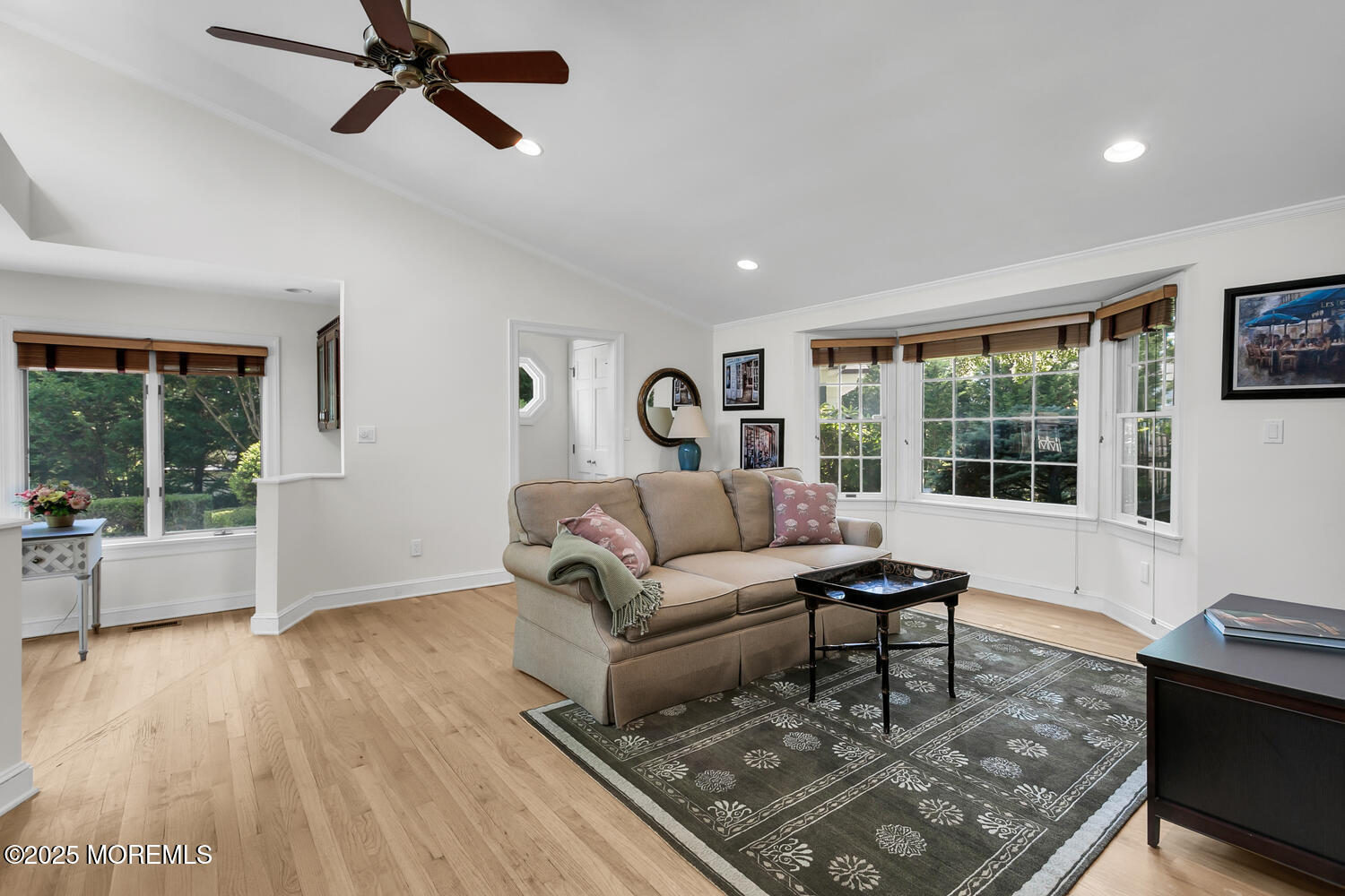 14 Robin Road