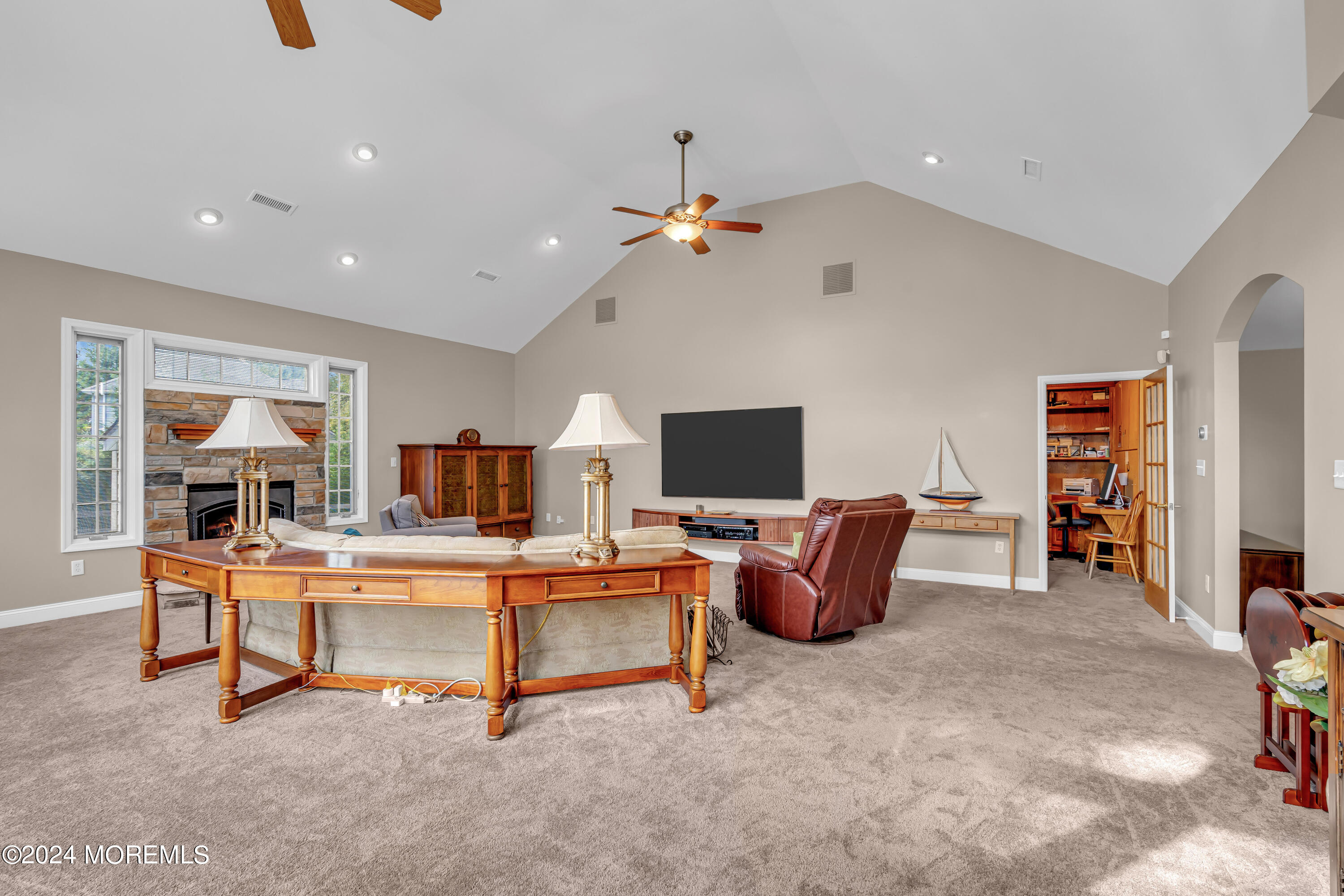 16 Saddlebrook Road, Millstone, New Jersey image 32