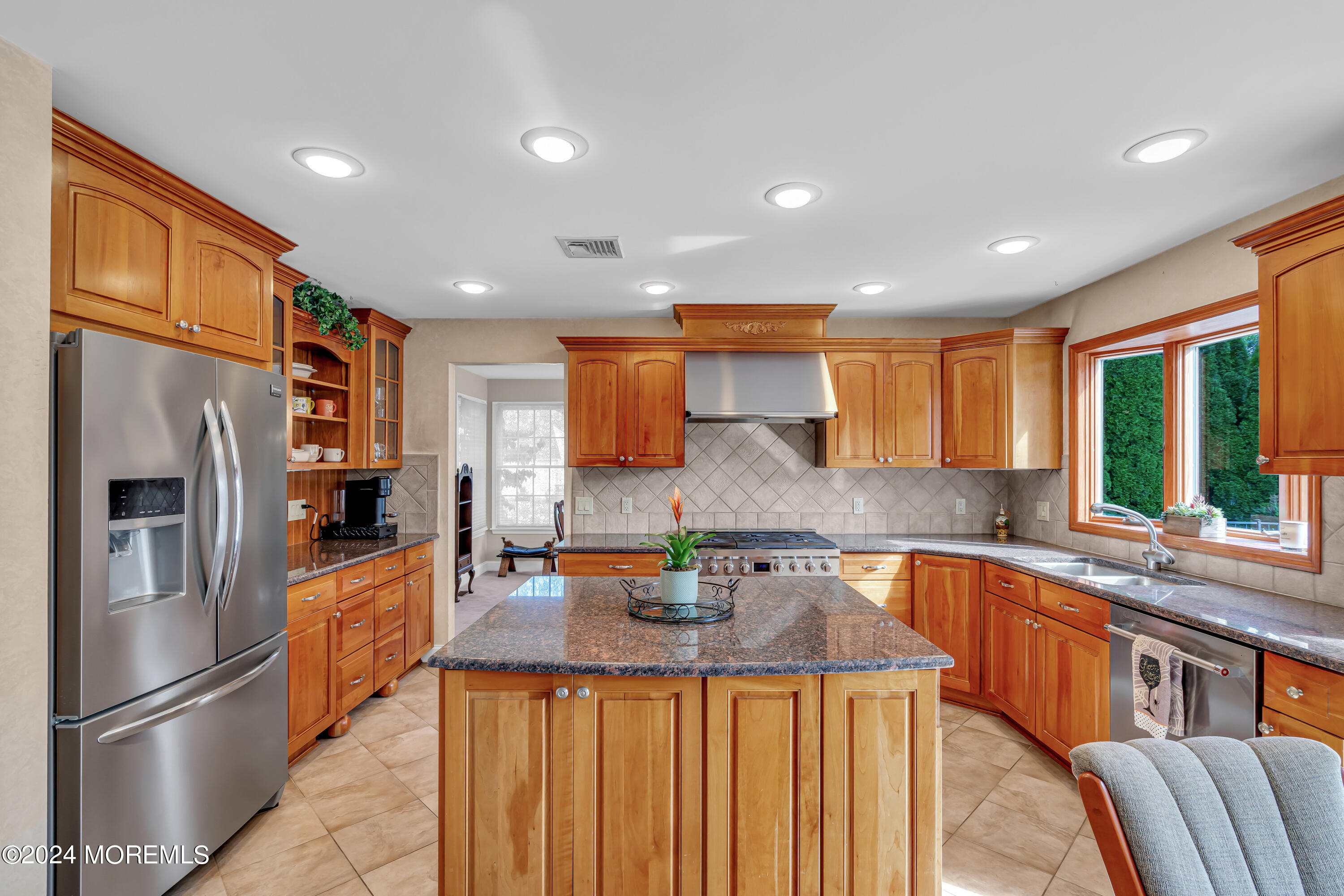 16 Saddlebrook Road, Millstone, New Jersey image 18