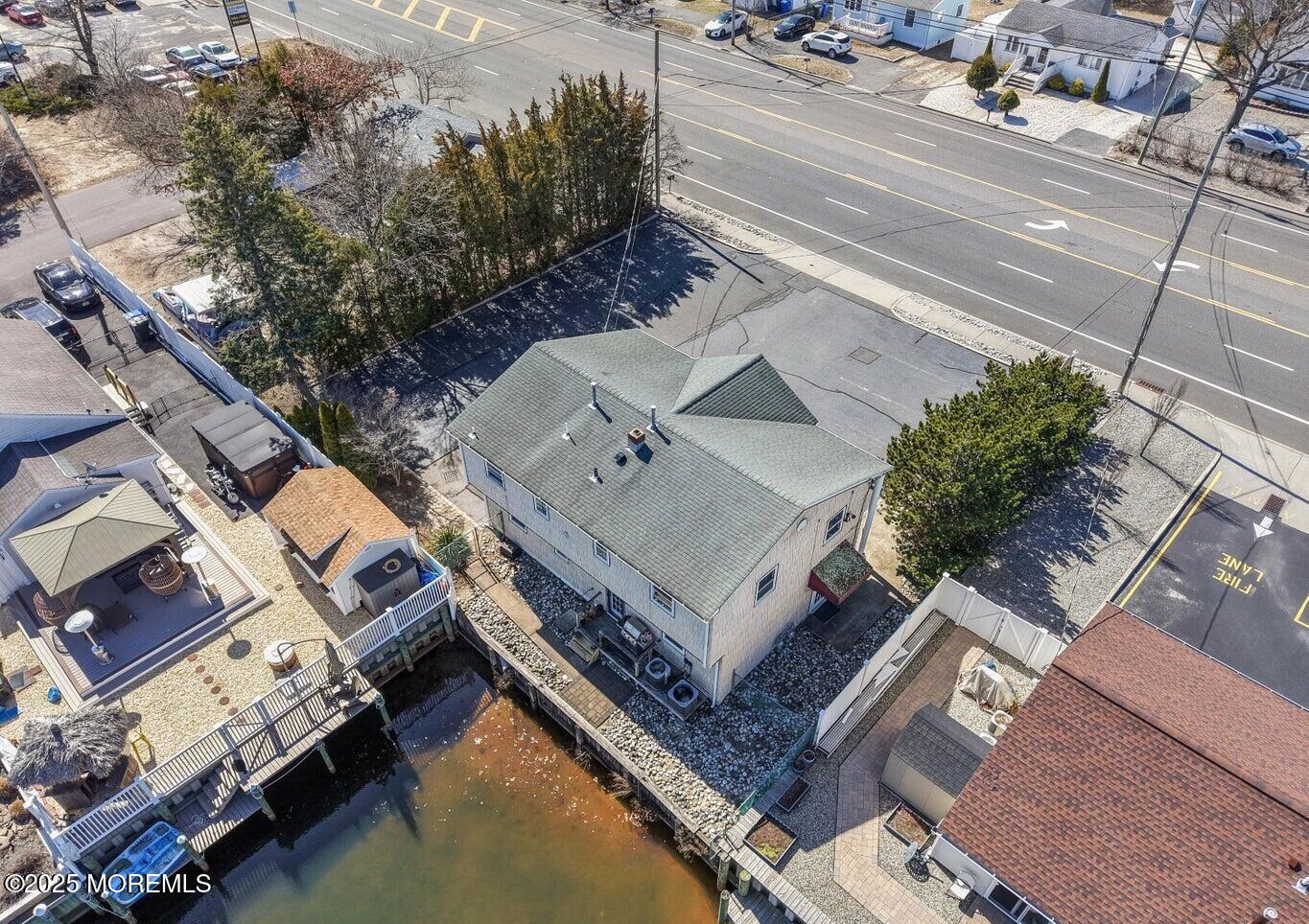 751 Fischer Boulevard