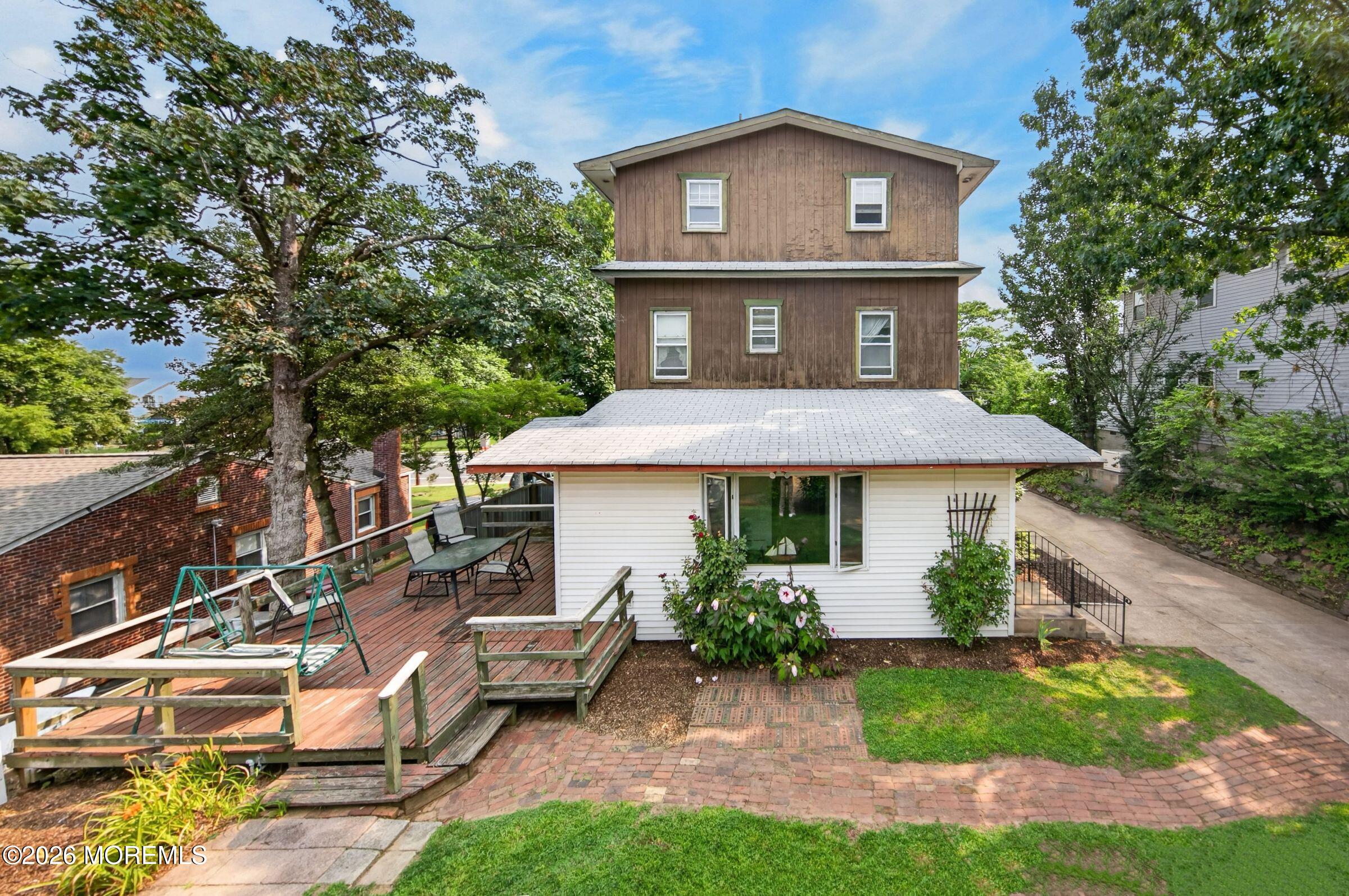 101 Navesink Avenue
