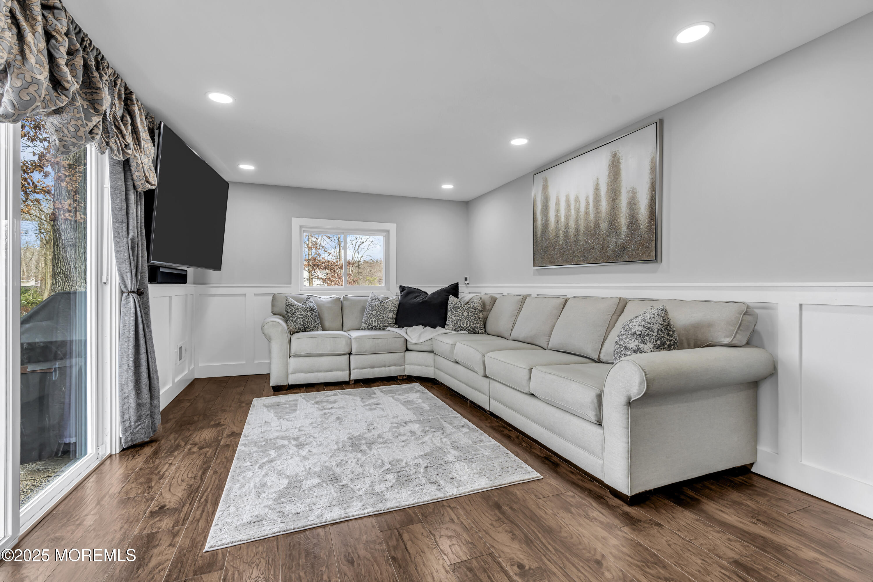 27 Hamilton Avenue, Morganville, New Jersey image 20