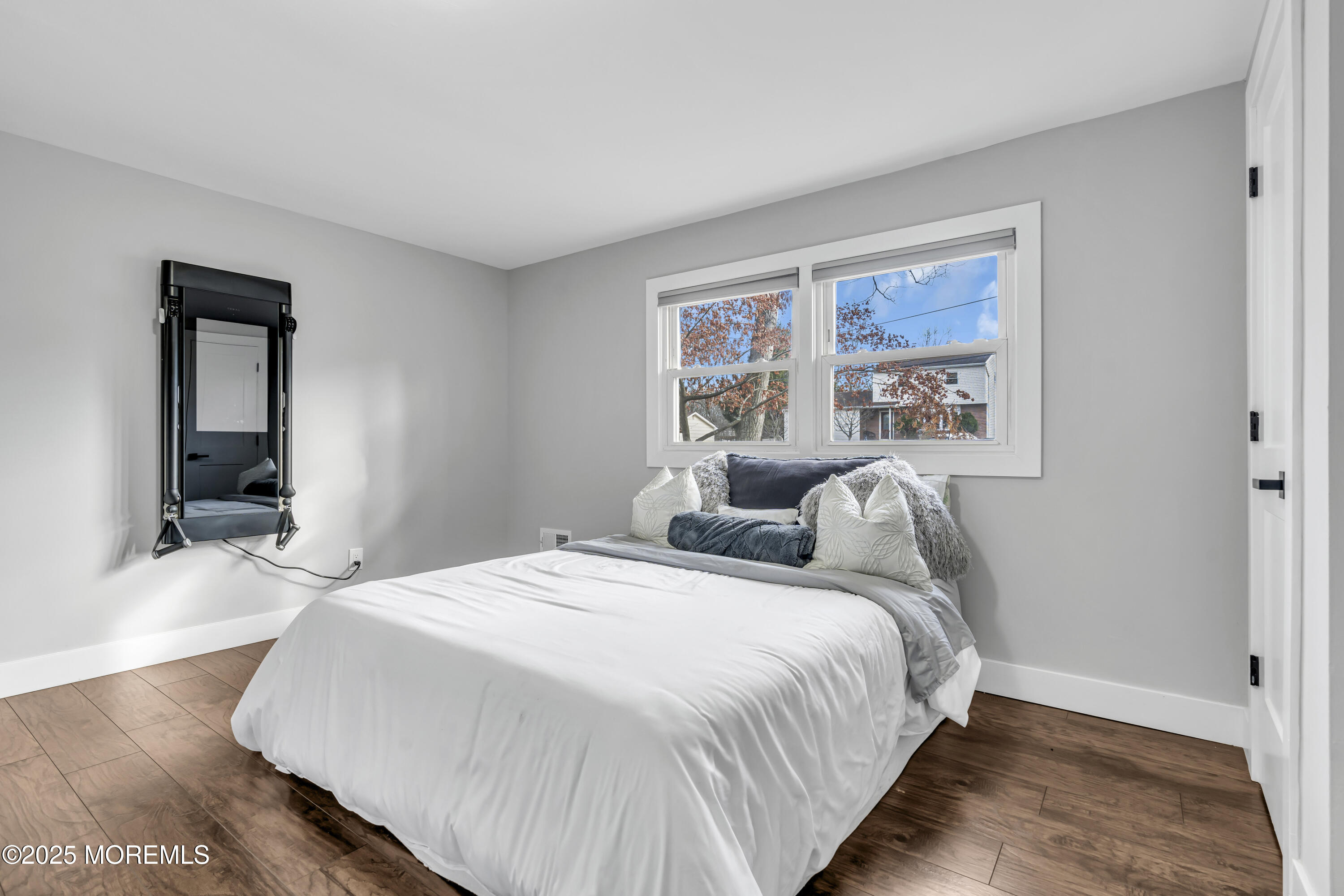 27 Hamilton Avenue, Morganville, New Jersey image 16