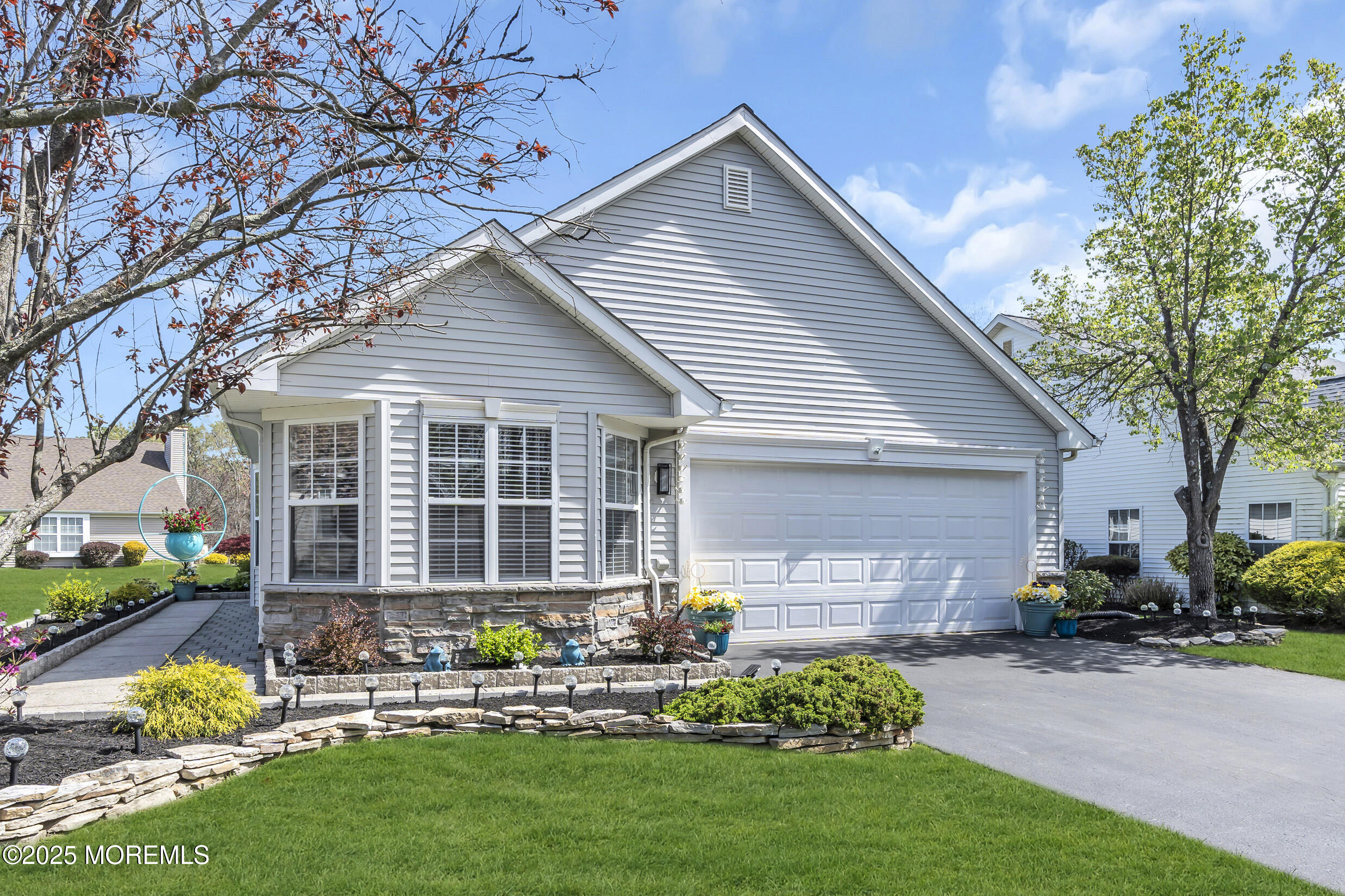 29 Strawberry Lane, Lakewood, New Jersey image 1