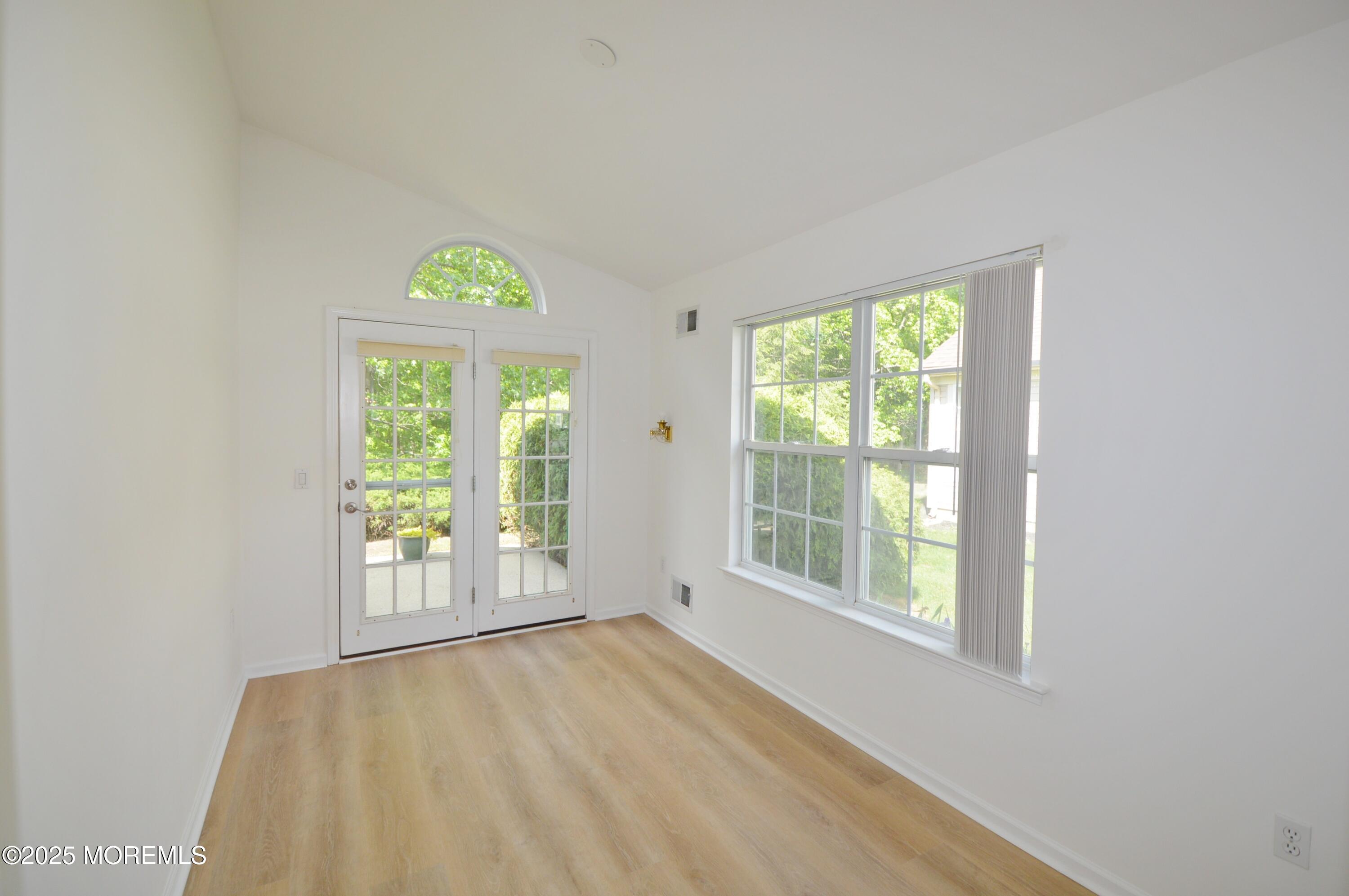 2715 Meadow Lake Drive, Toms River, New Jersey image 17