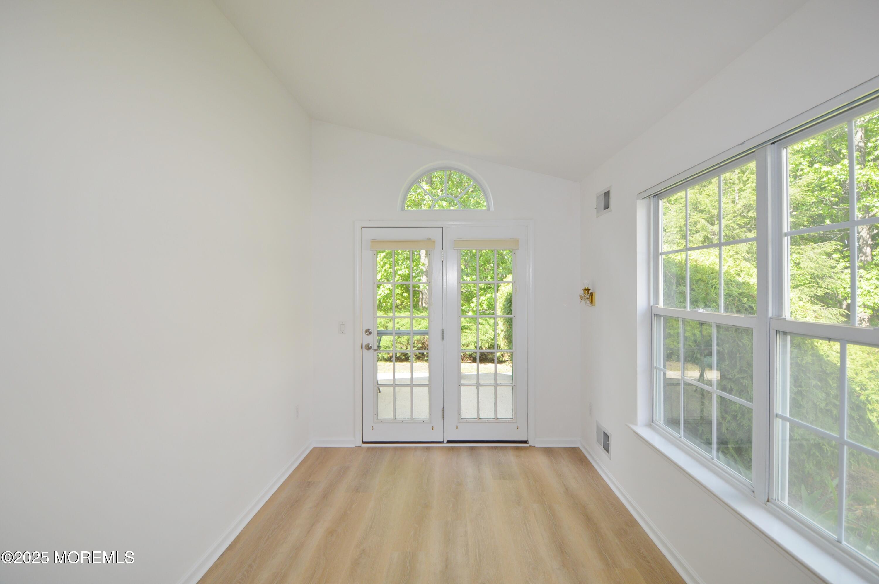 2715 Meadow Lake Drive, Toms River, New Jersey image 18