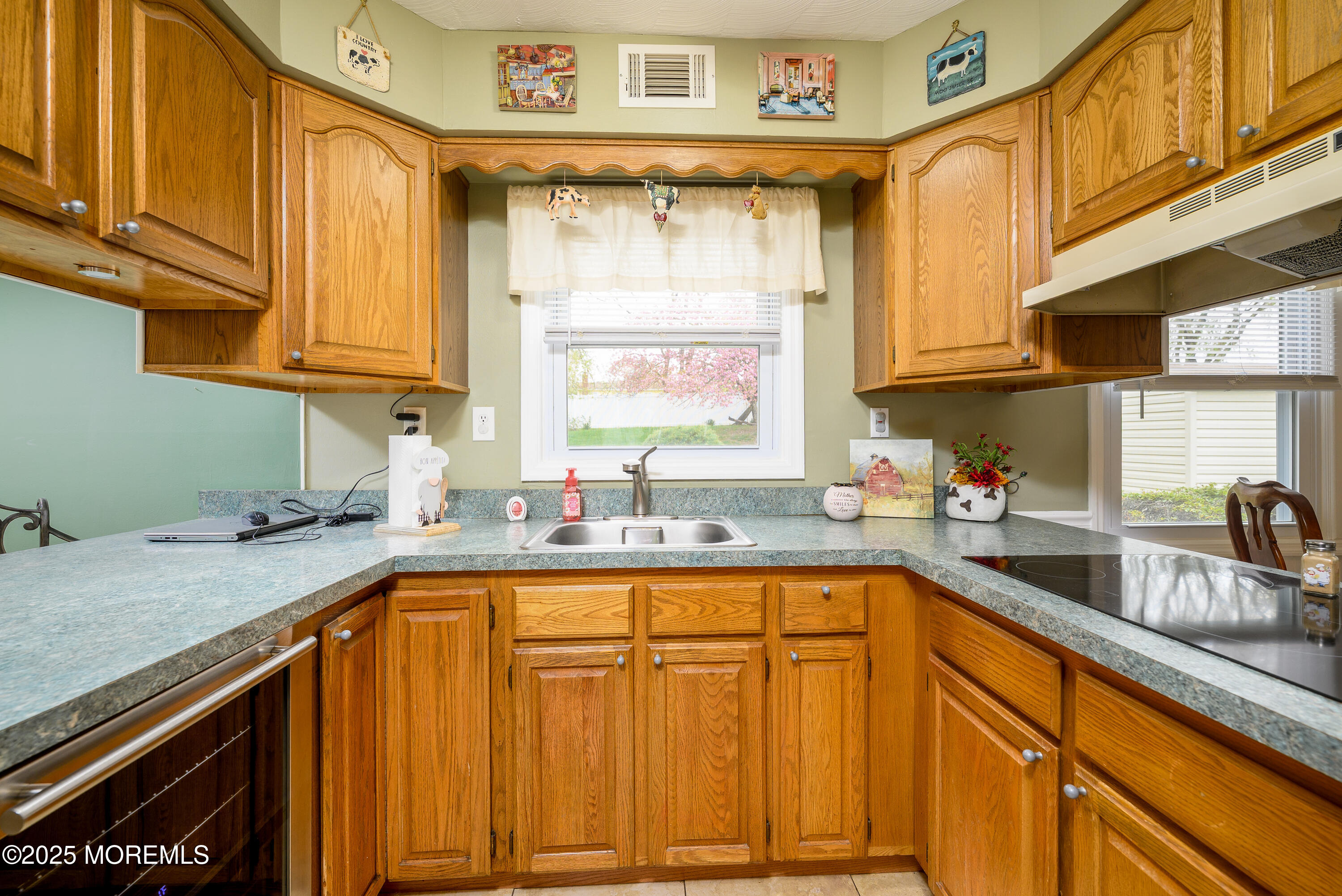 20 Edwards Lane, Manalapan, New Jersey image 17