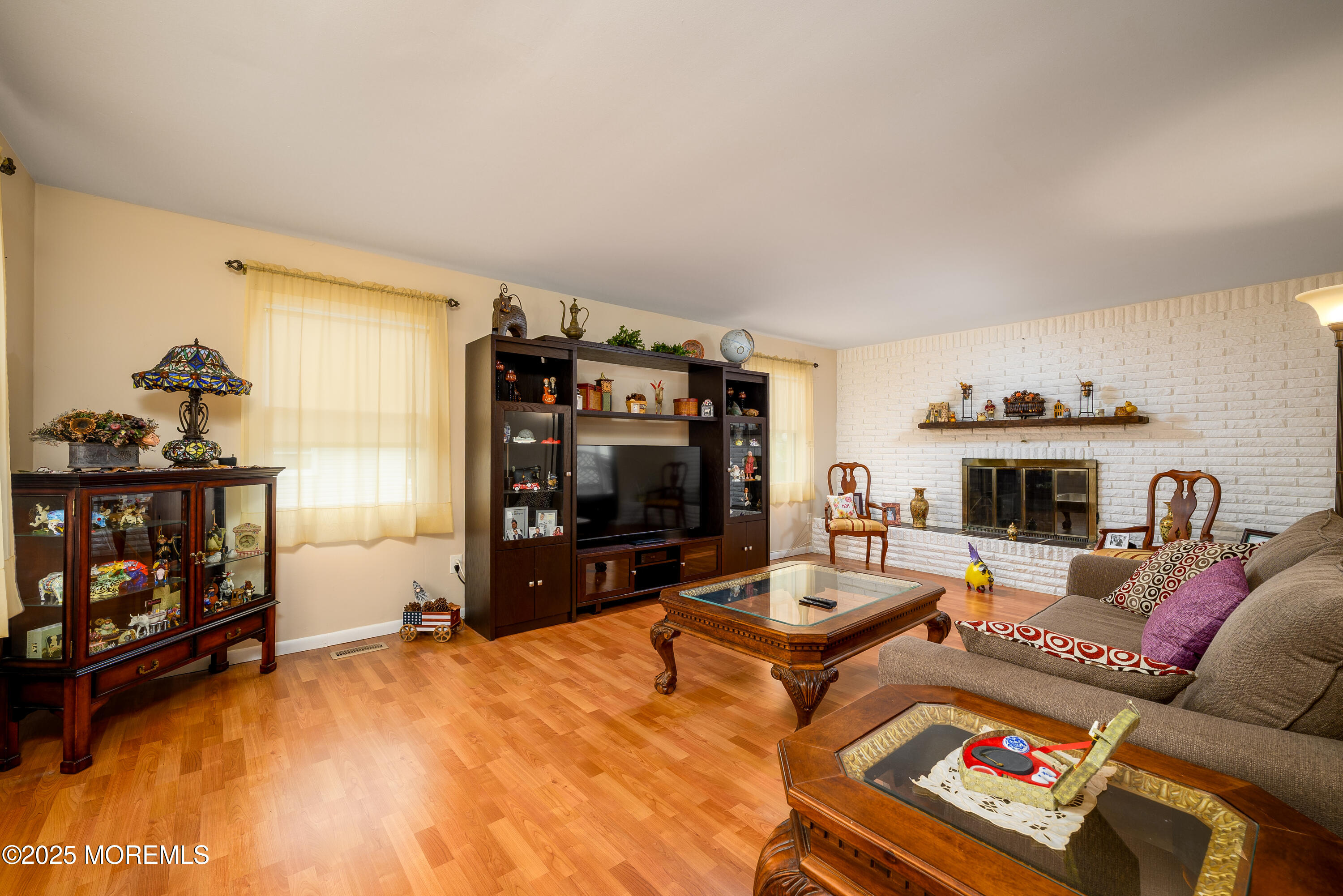20 Edwards Lane, Manalapan, New Jersey image 8