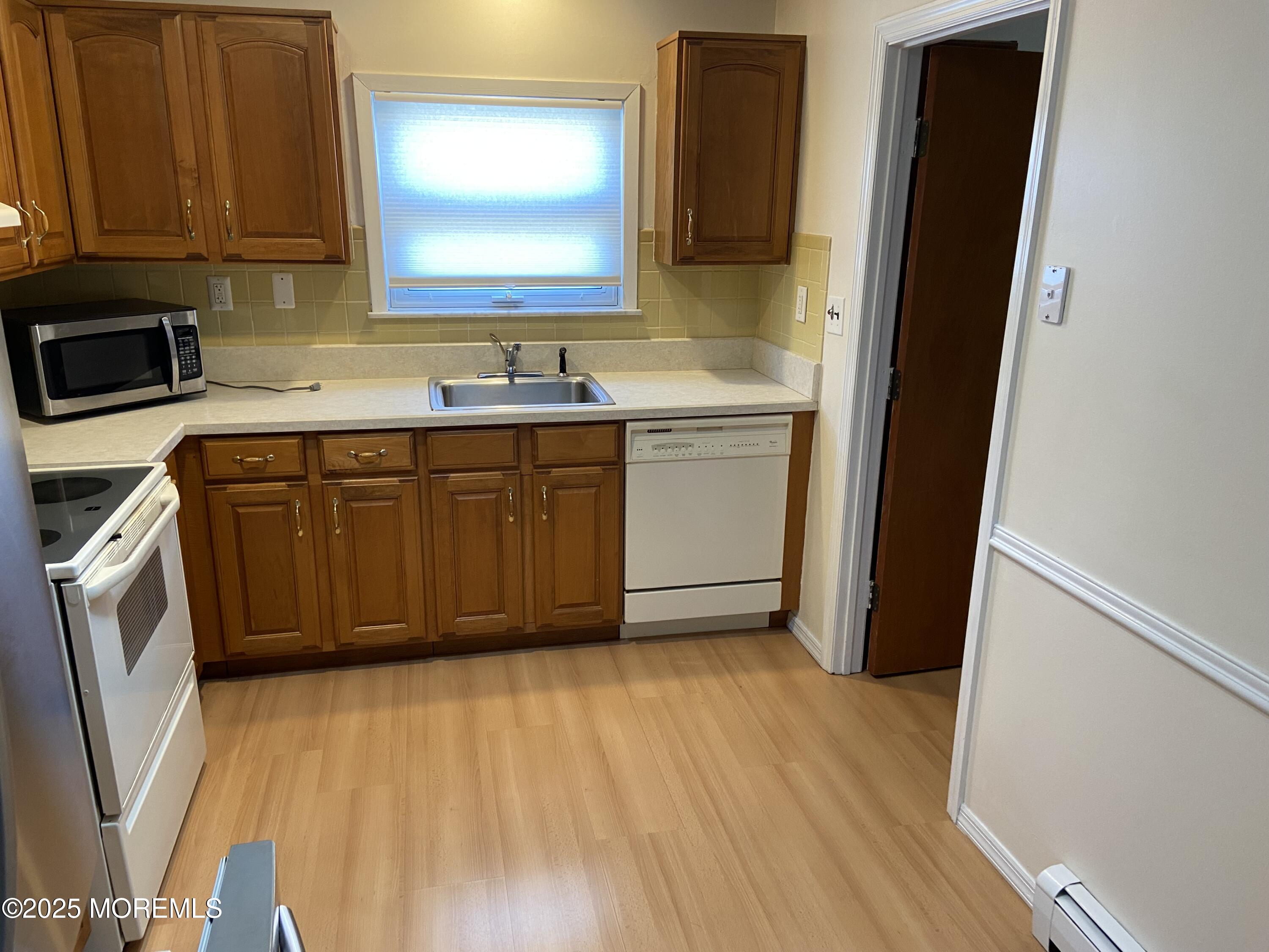 2 Seville Place, Toms River, New Jersey image 13