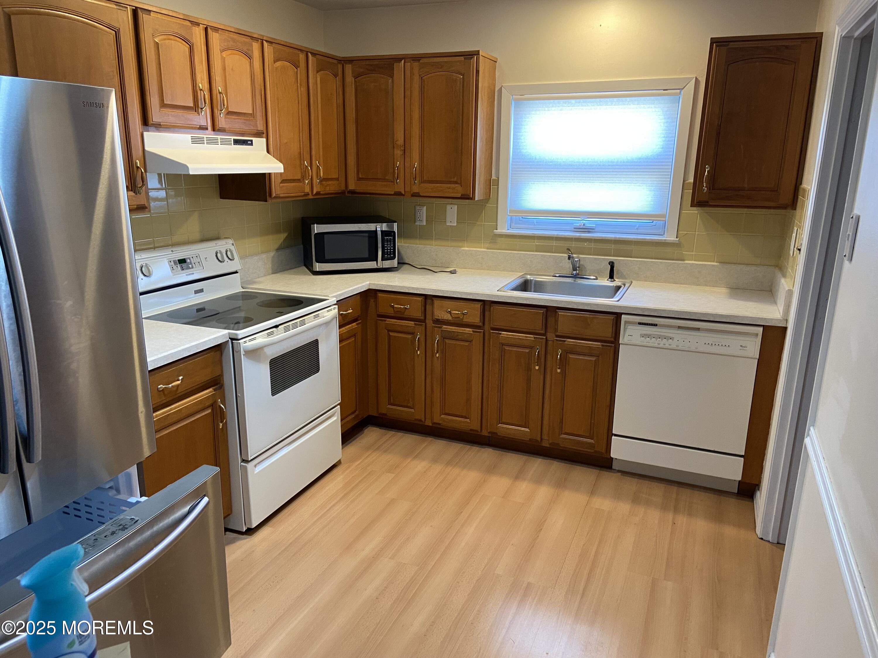 2 Seville Place, Toms River, New Jersey image 12