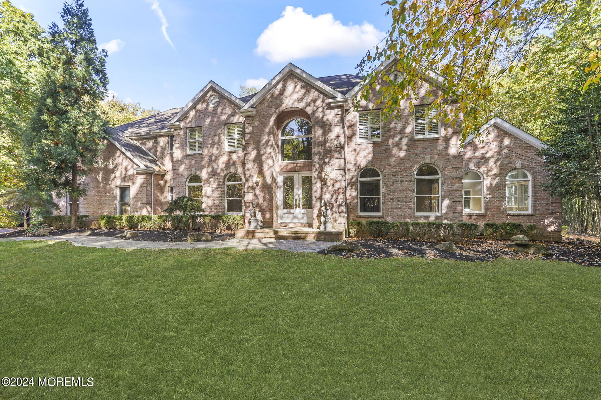 4 Sugarloaf Place, Manalapan, New Jersey image 5