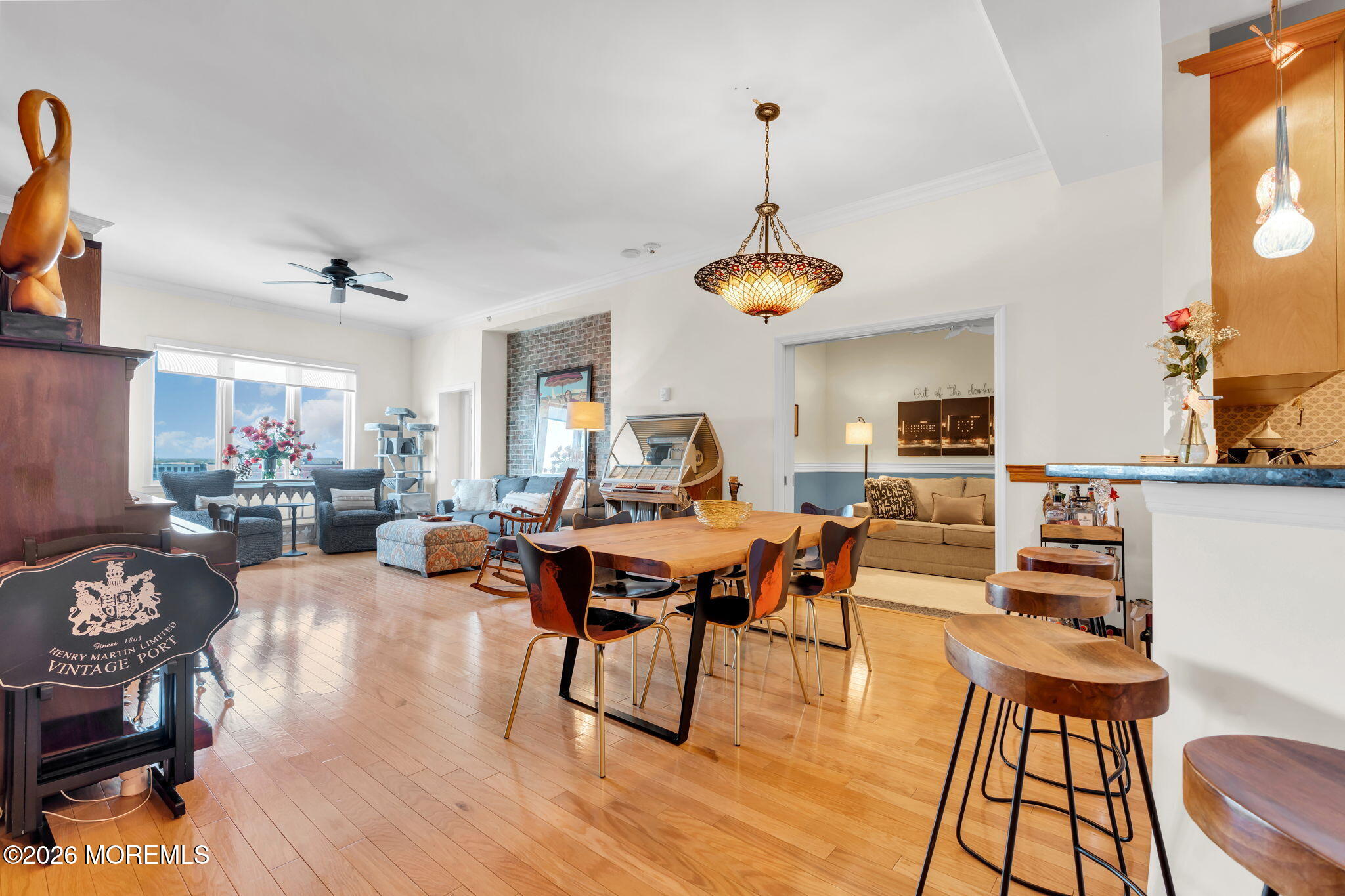 1501 Ocean Avenue N 1809