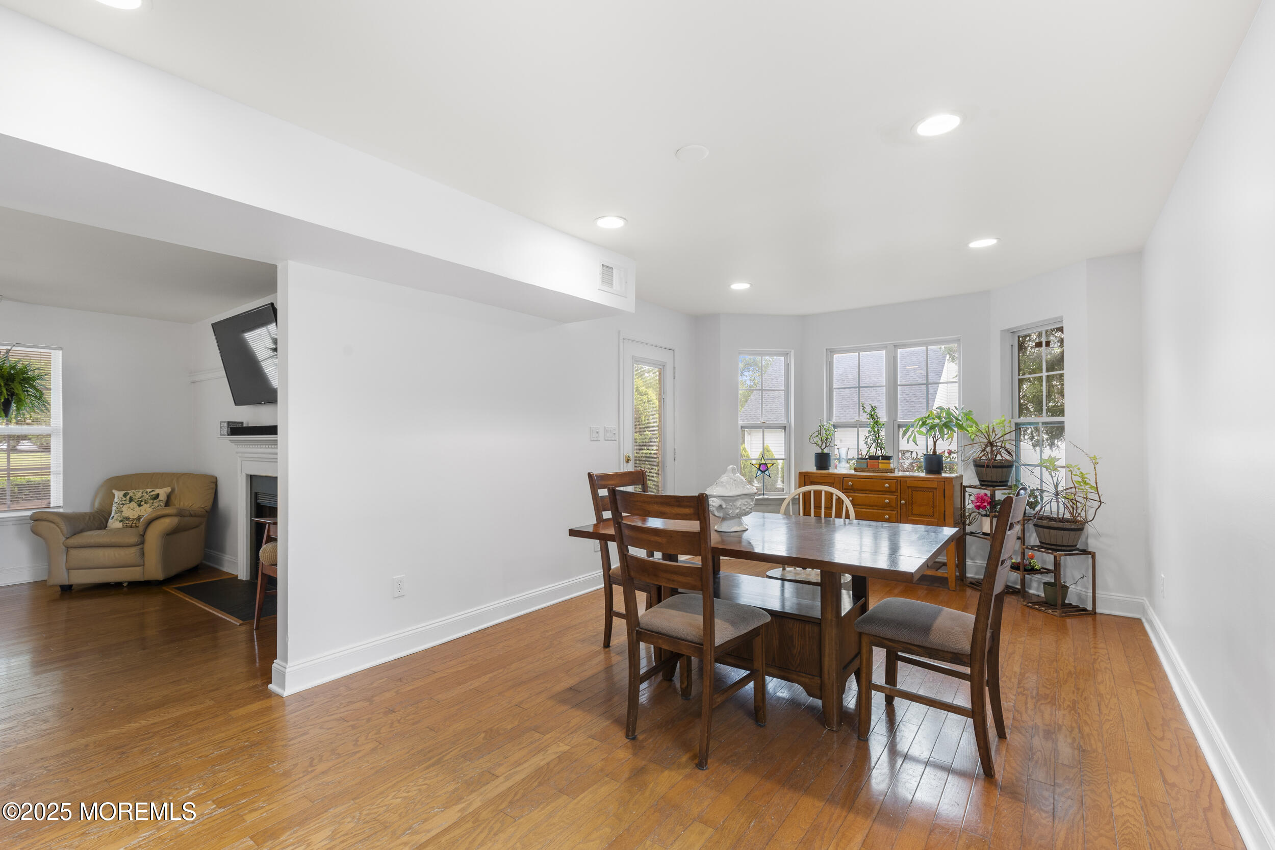 39 Sarah Lane, Howell, New Jersey image 11