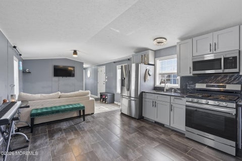 Mobile Home For Sale - 813 North Street<br/> Jackson, NJ 08527