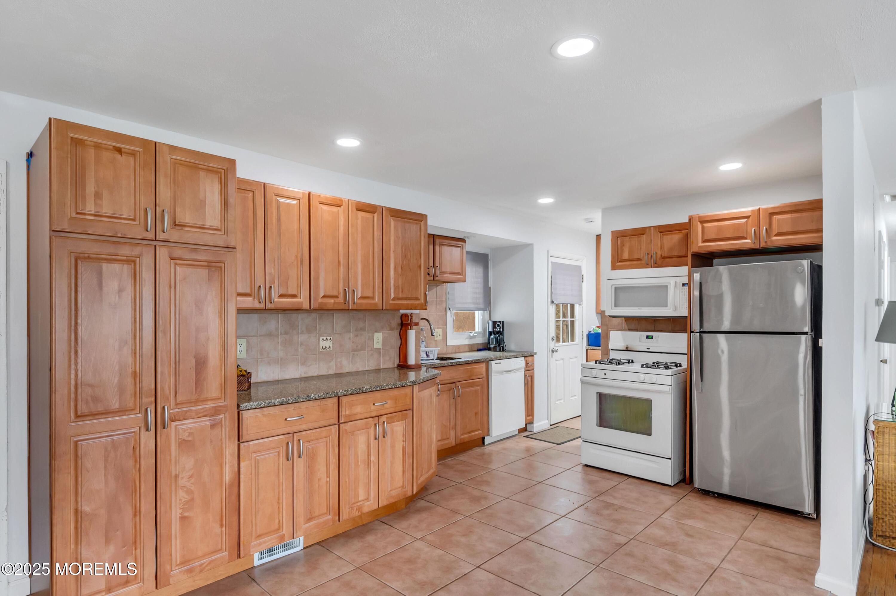 1272 Aldrich Road, Jackson, New Jersey image 14