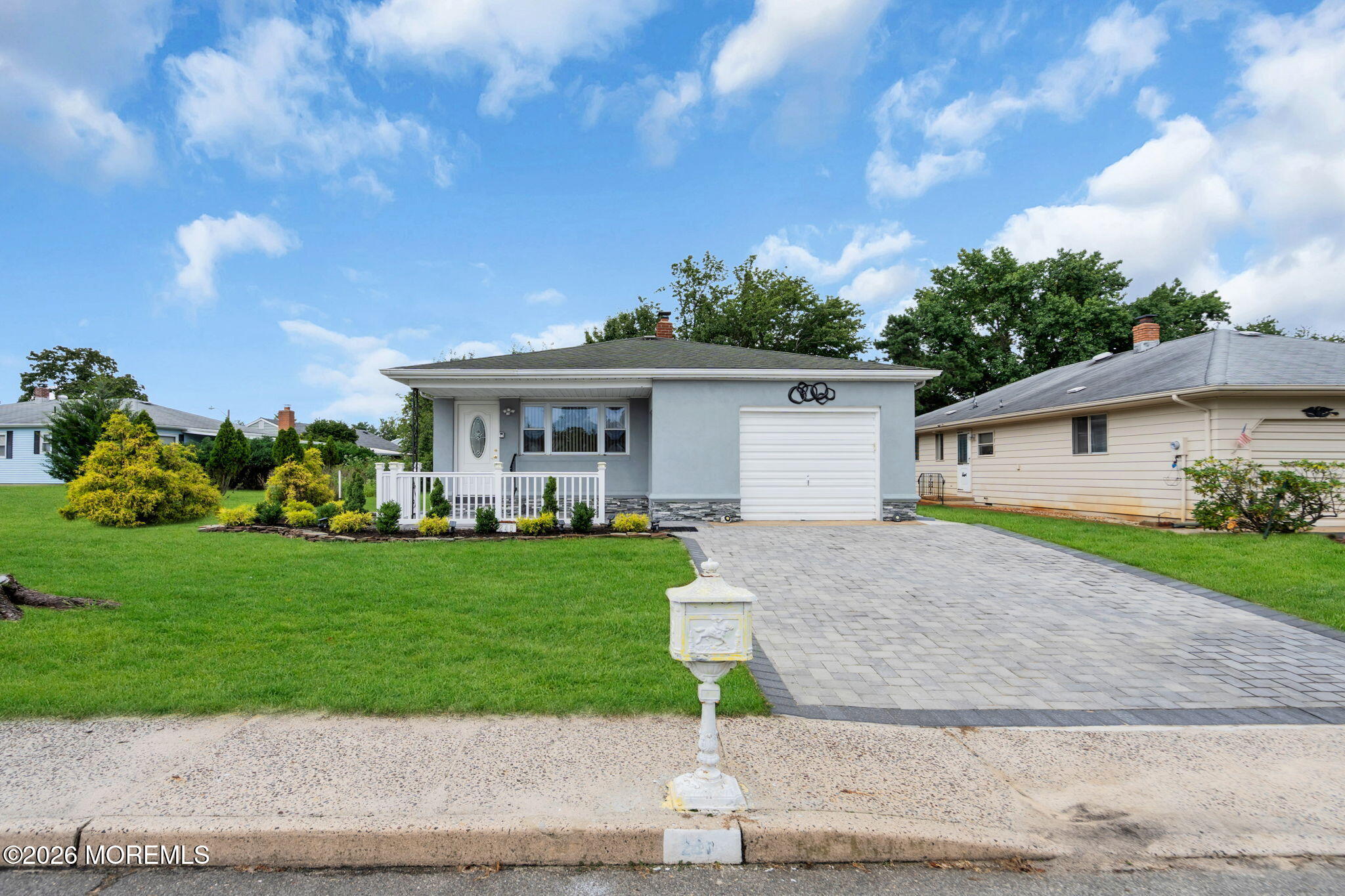 246 Charlotteville Drive N