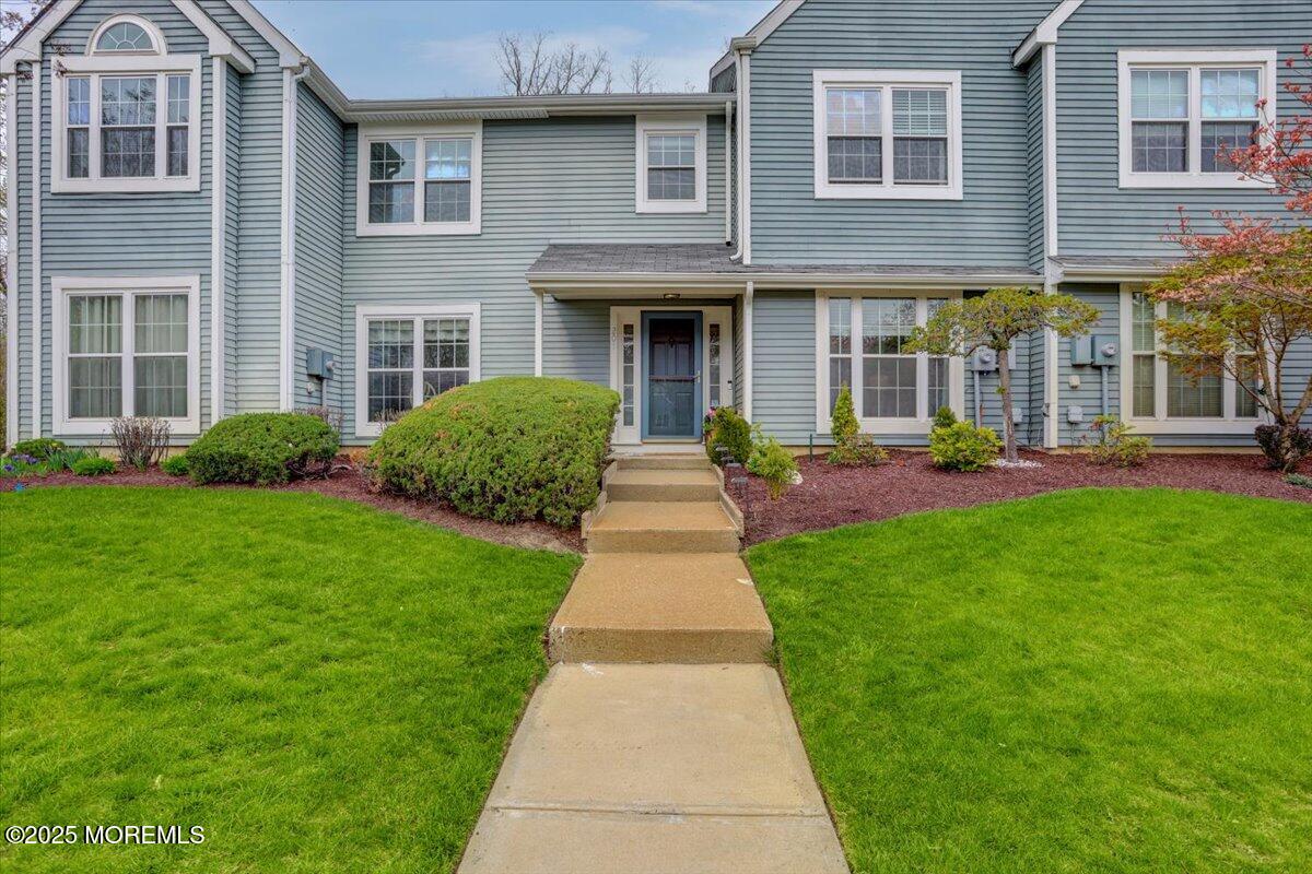 201 Ashwood Court, Howell, New Jersey image 1