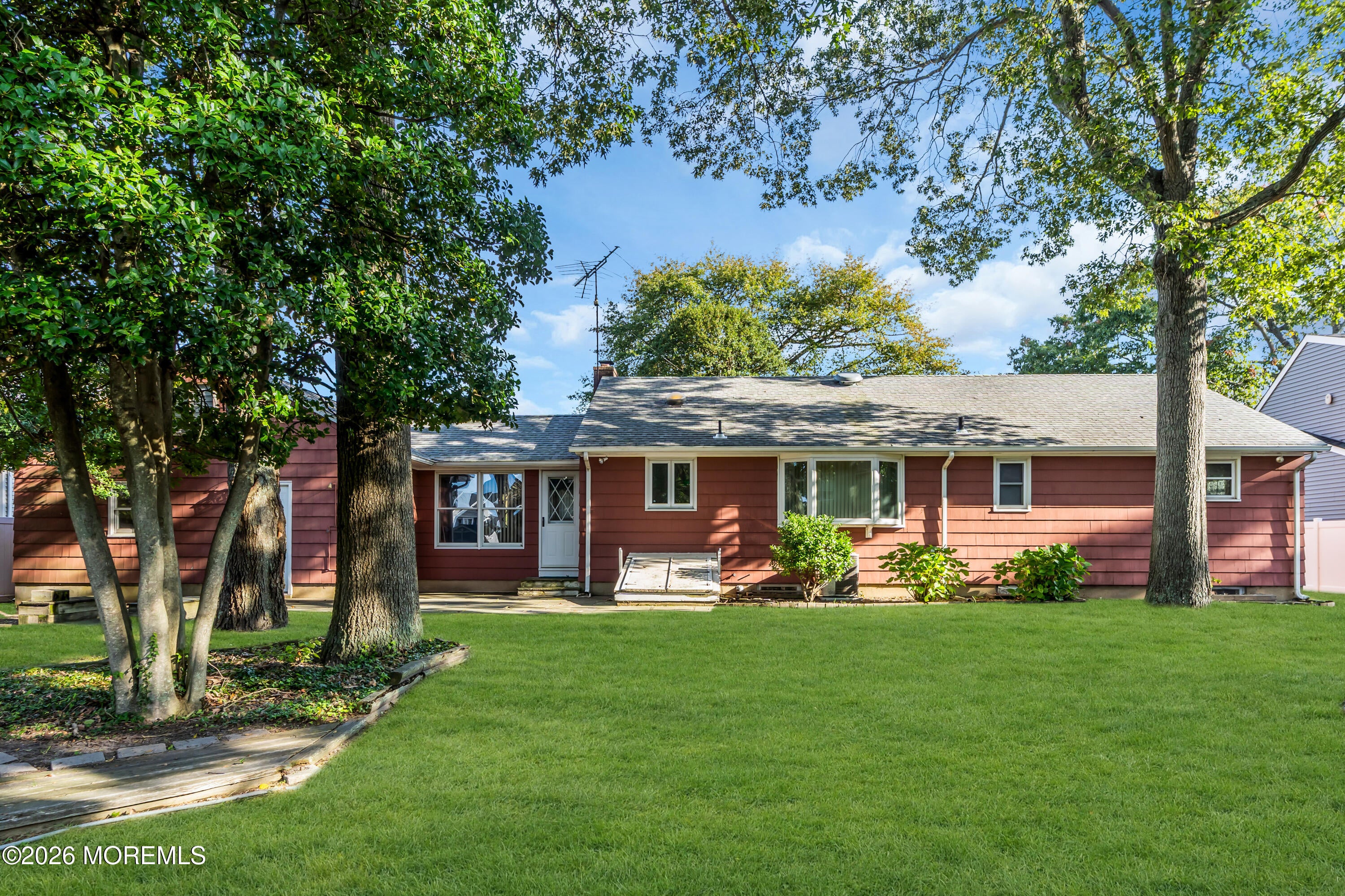 2110 Kilkare Parkway