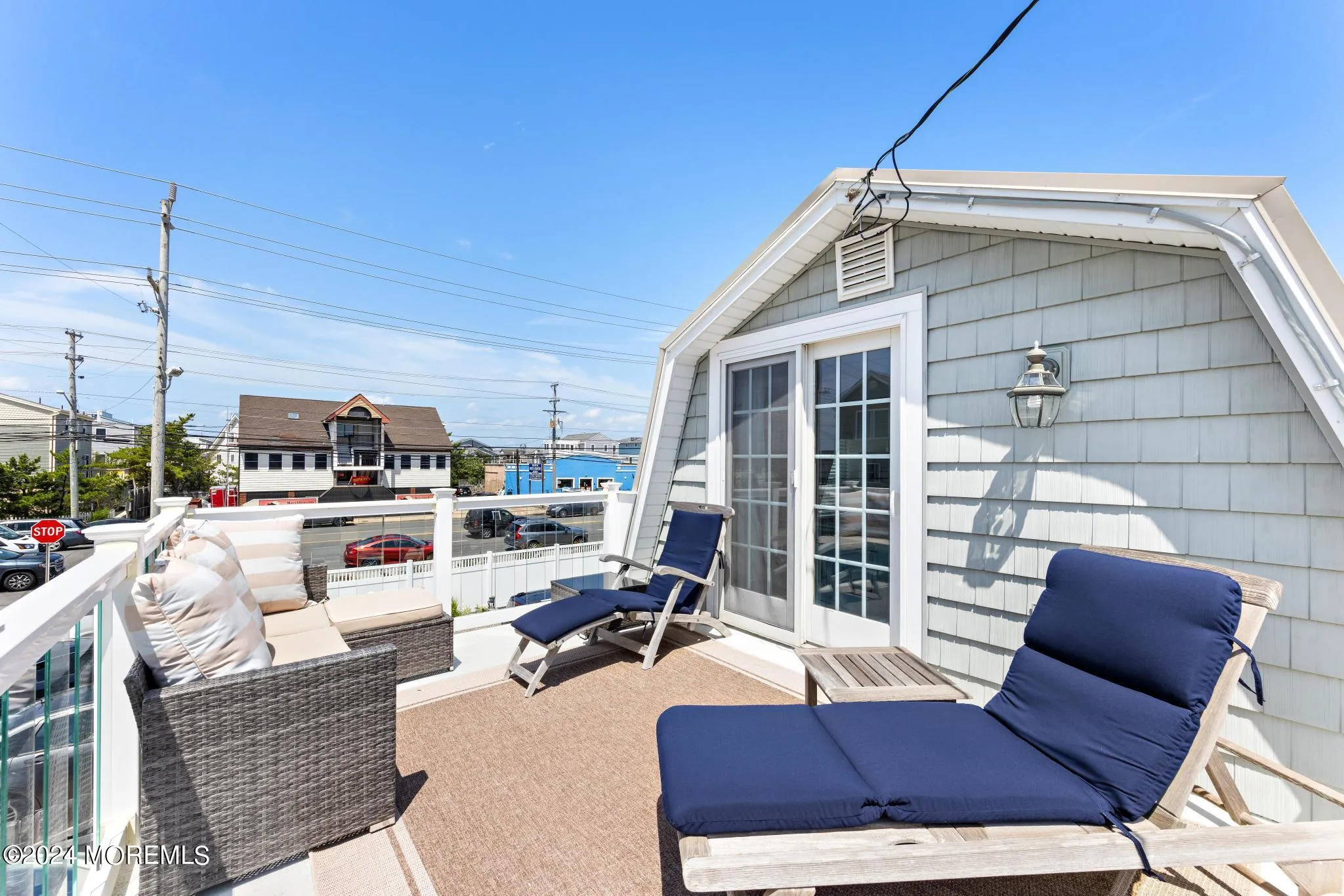 Ship Bottom, New Jersey 08008, United States, 3 Bedrooms Bedrooms, ,2 BathroomsBathrooms,Residential,Active,87587