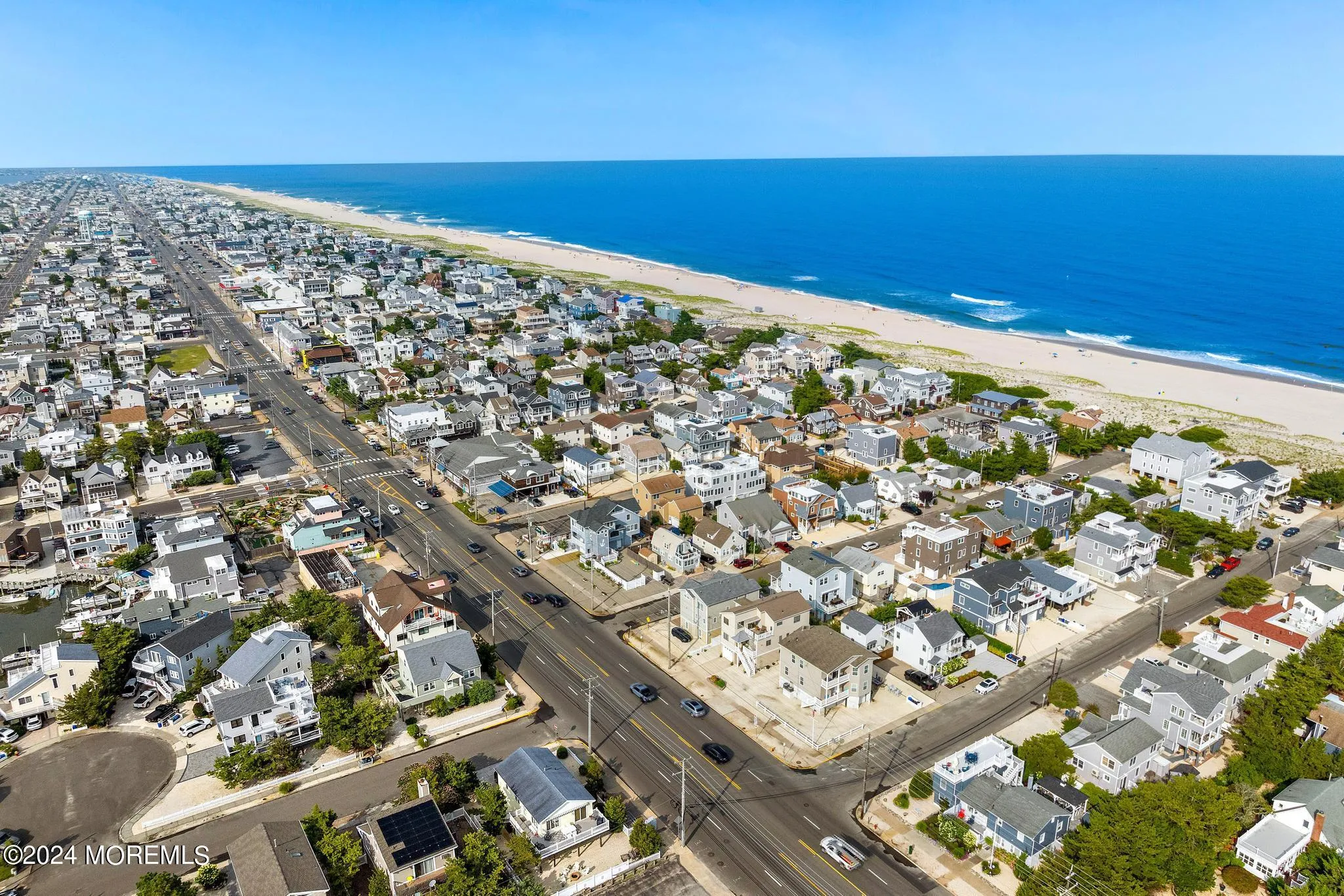 Ship Bottom, New Jersey 08008, United States, 3 Bedrooms Bedrooms, ,2 BathroomsBathrooms,Residential,Active,87587